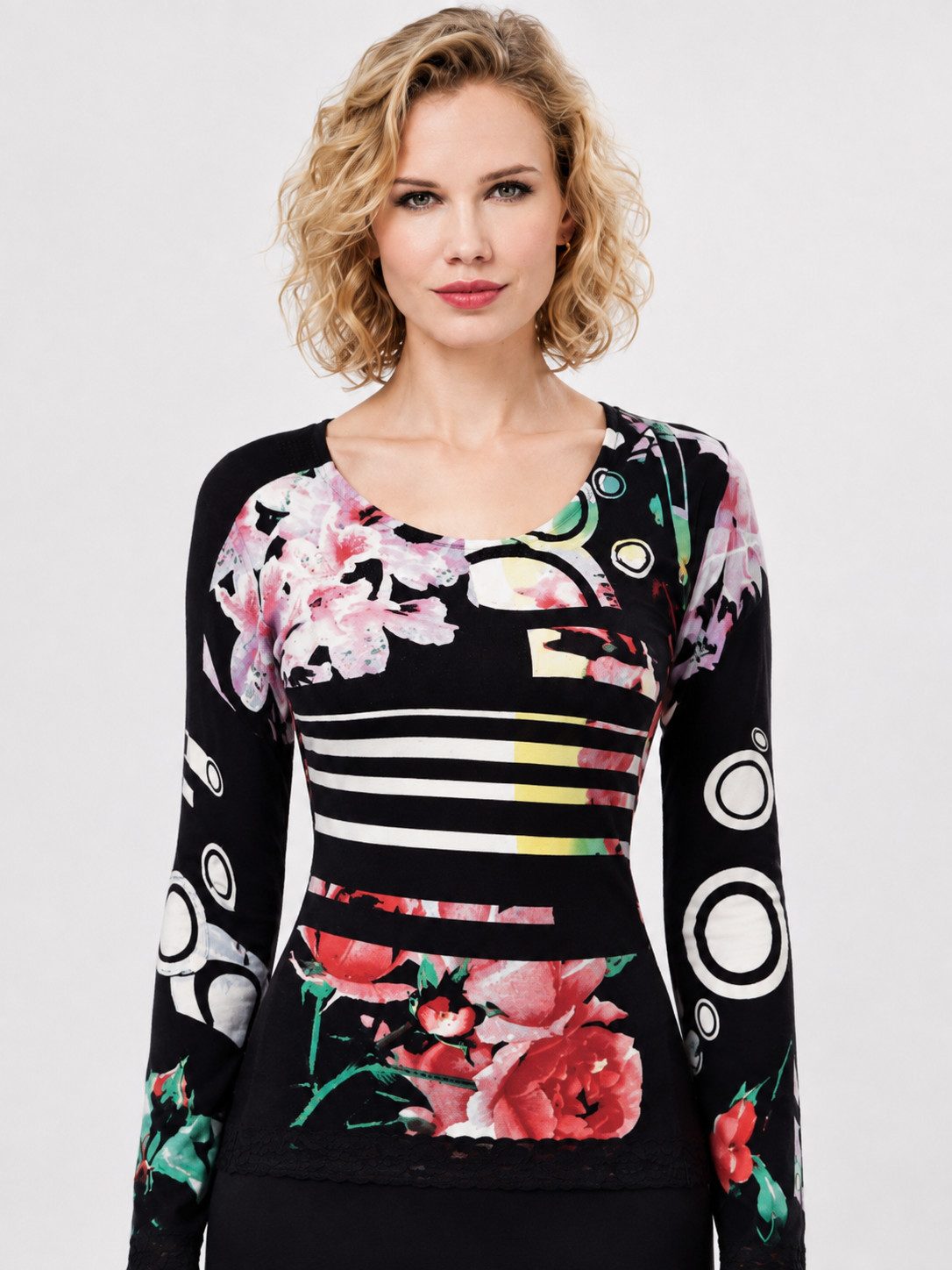 Passioni Strickpullover mit Rundhalsausschnitt, Blumen- und Streifenmuster in Rot und Schwarz