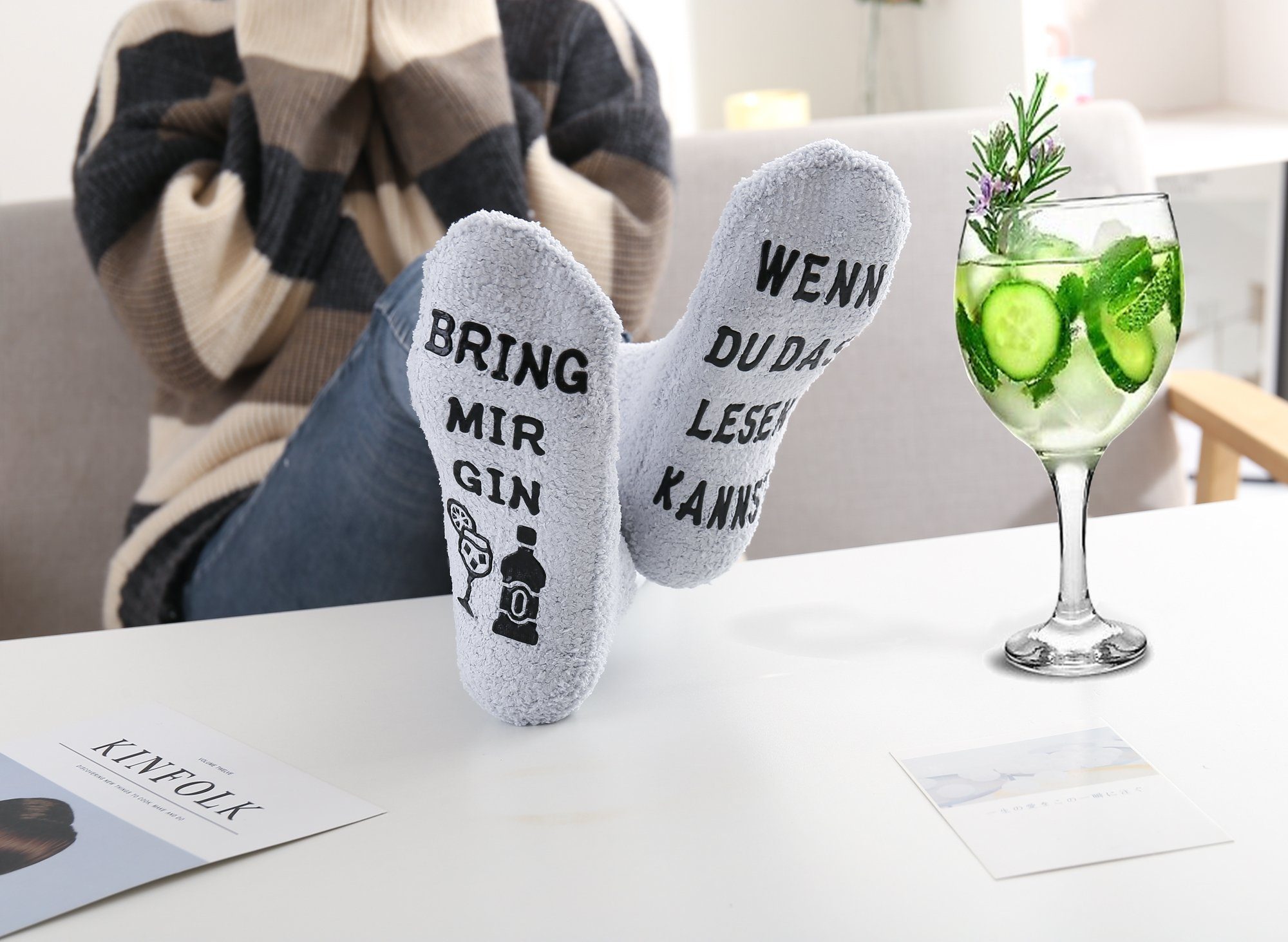 Lucadeau Kuschelsocken mit "bring mir Gin", Geburtstagsgeschenk für Freundi günstig online kaufen