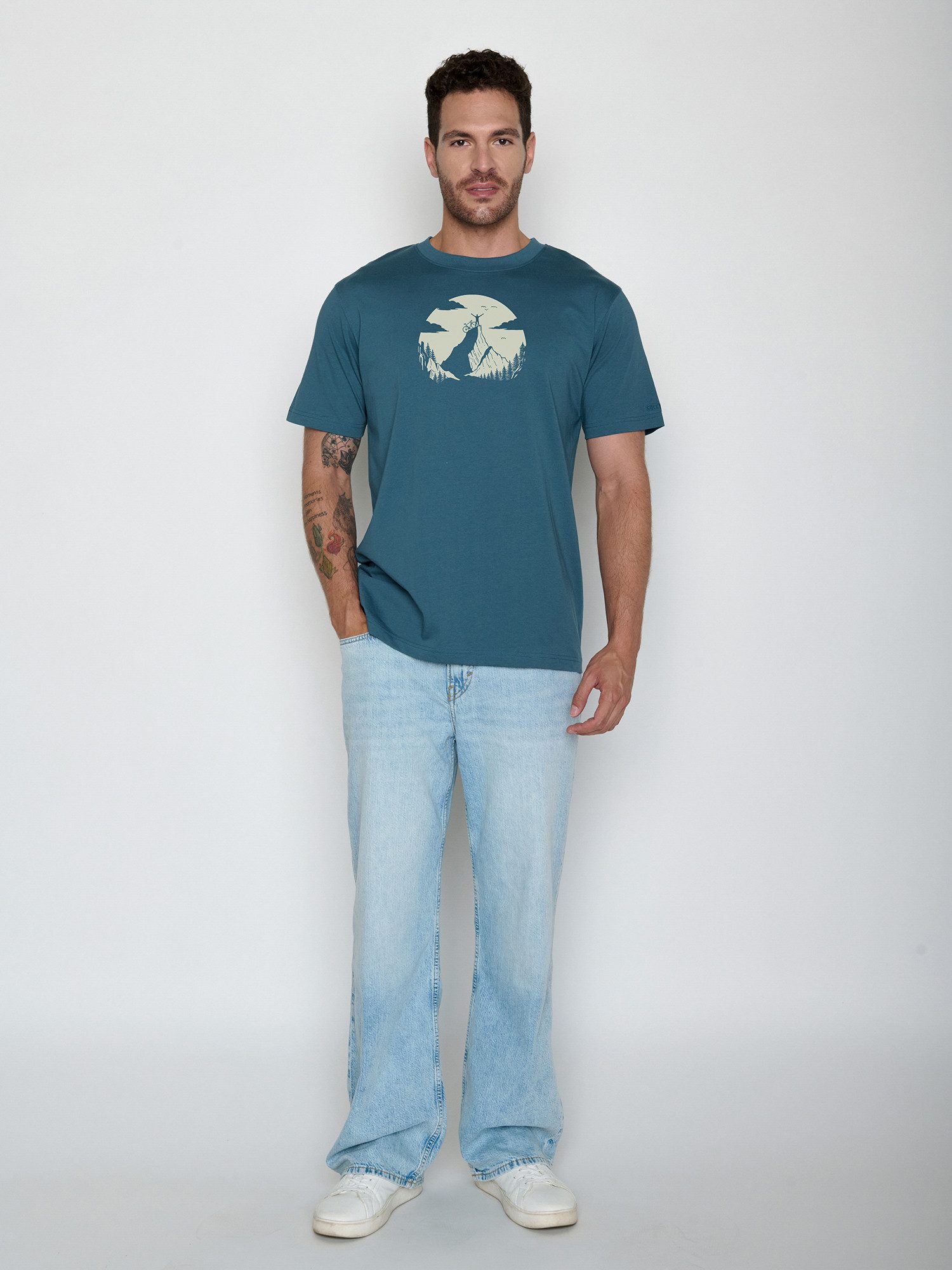 GreenBomb T-Shirt Fusion Nature Clouds Ride Motiv Natur (1-tlg., 1) Fusion Fit, weiter und länger geschnitten, Bio-Baumwolle