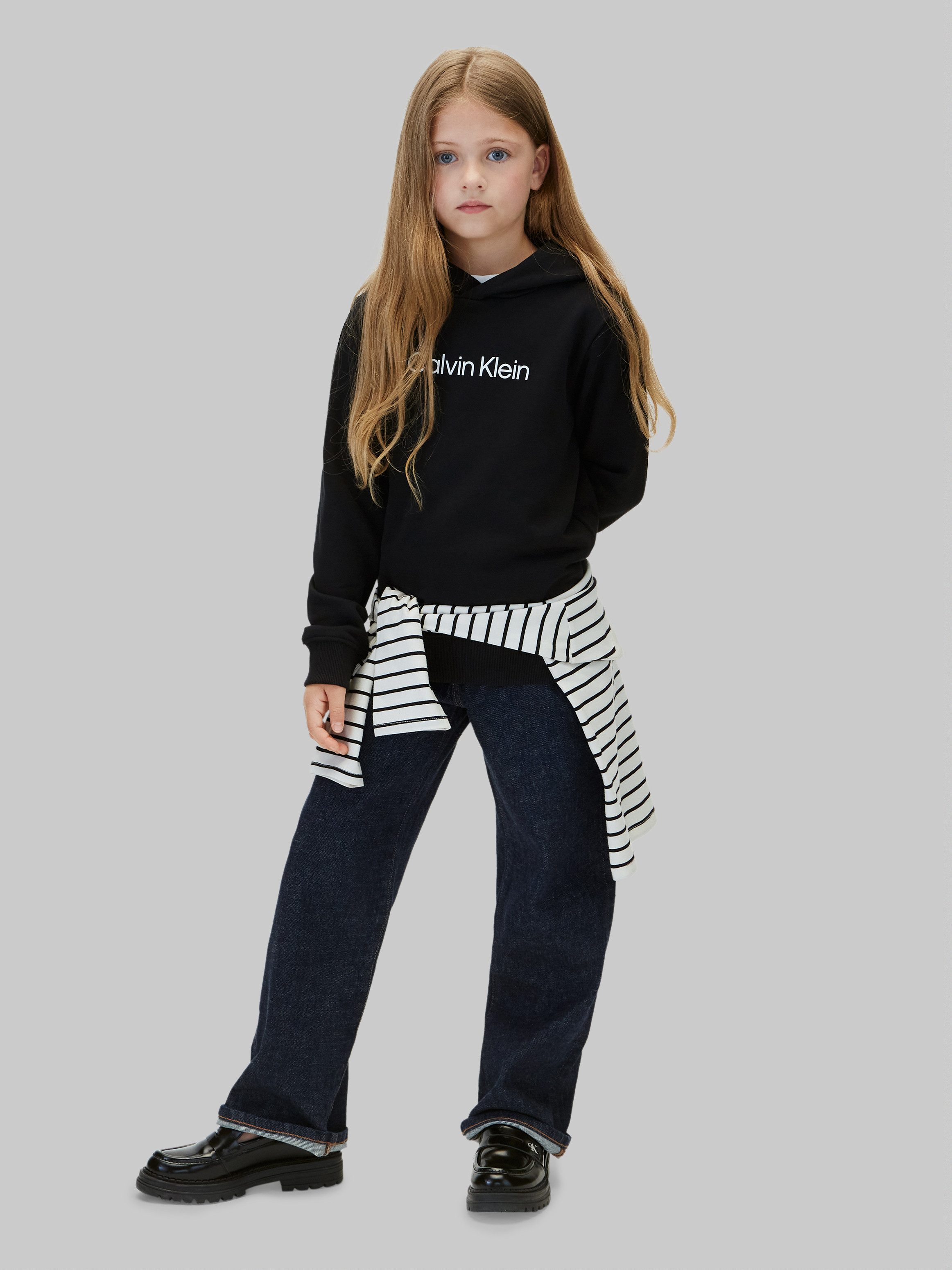 Calvin Klein Jeans Kapuzensweatshirt LOGO REGULAR TERRY HOODIE Regular fit, Logoschriftzug – Bild 4 von 5