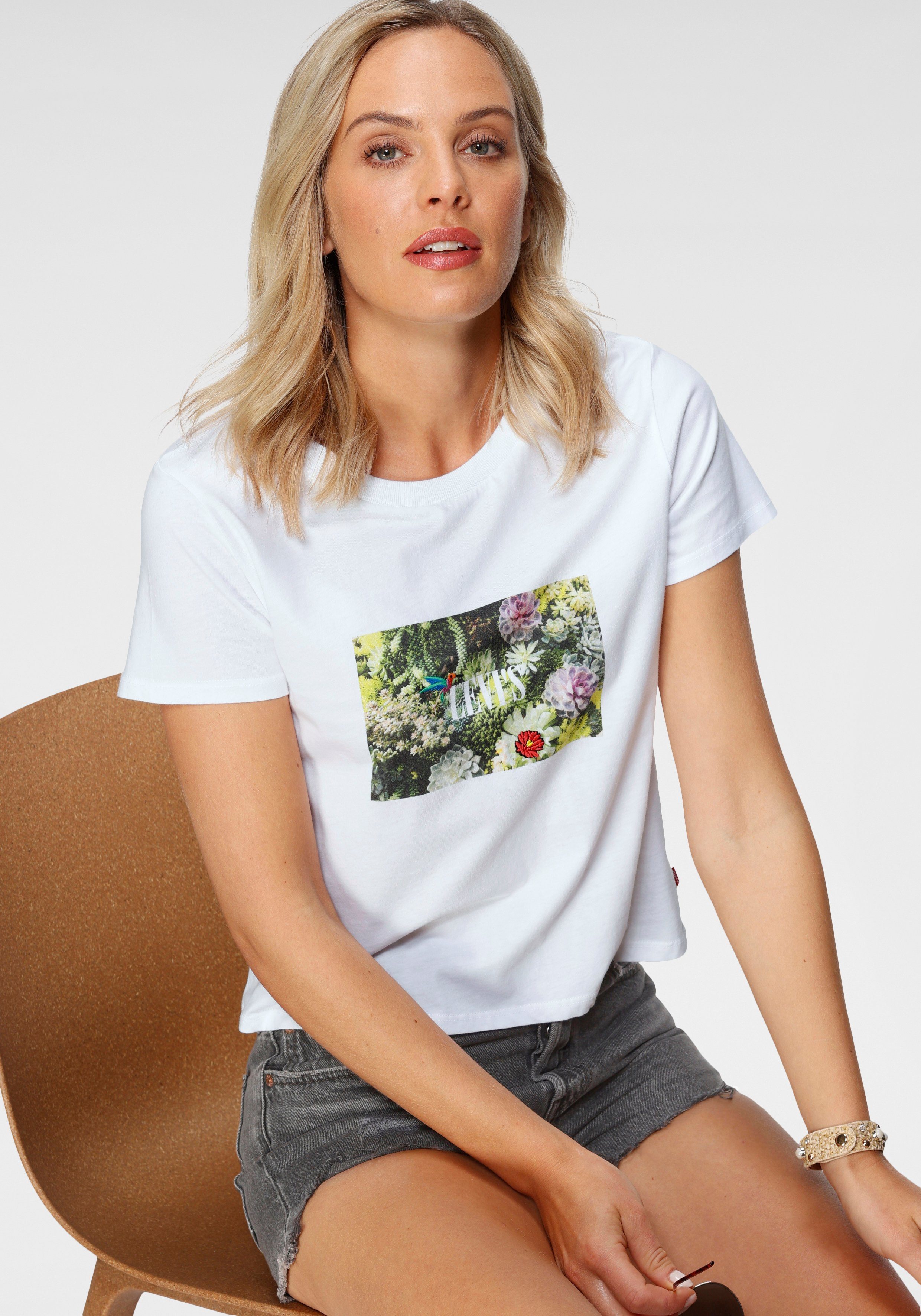 Levi's® T-Shirt »Fun Photo Butterfly« mit gesticktem Tiermotiv online  kaufen | OTTO