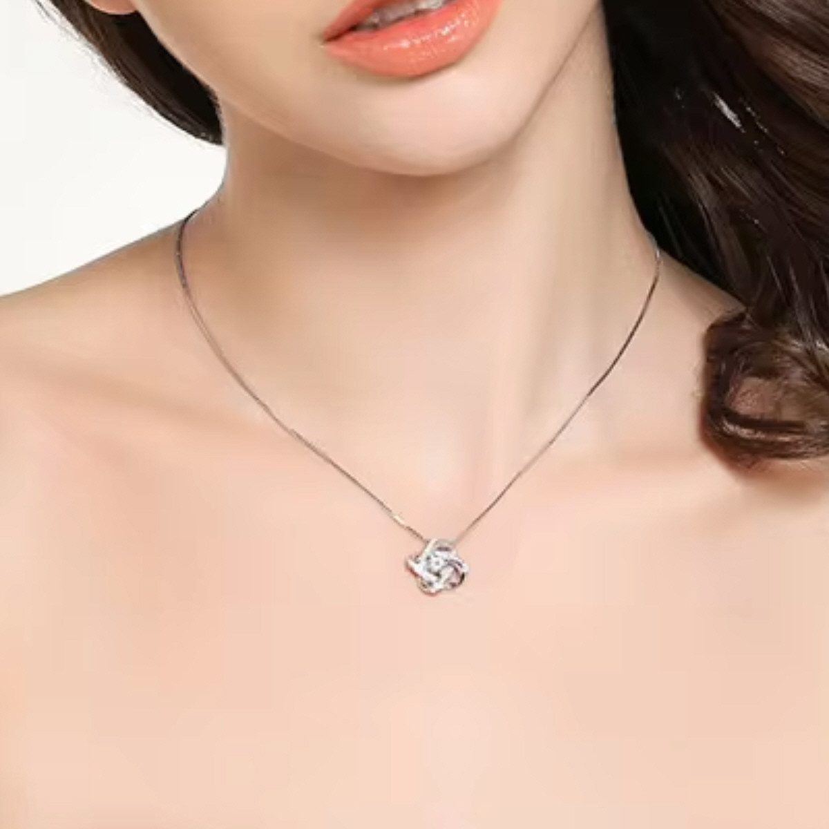 ELLAWIL Ohrring und Ketten Set Silberkette + Ohrringe dreifach Ring Anhänger Zirkonia Ohrstecker (Kettenlänge 40 cm verlängerbar um 5 cm, Sterling Silber 925), inklusive Geschenkschachtel