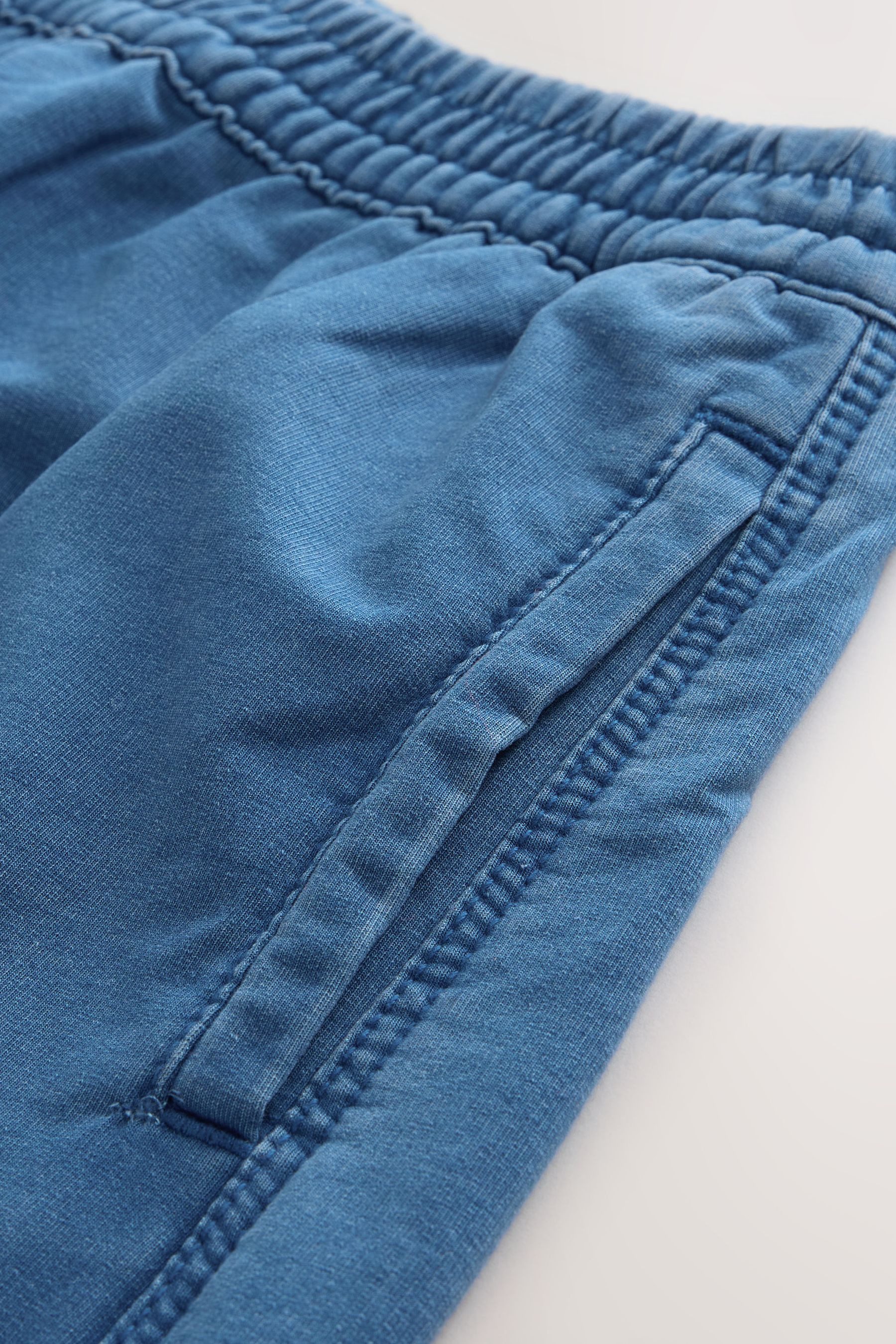 Next Weite Jeans Denim-Hose aus Jersey mit Barrel-Bein (1-tlg)