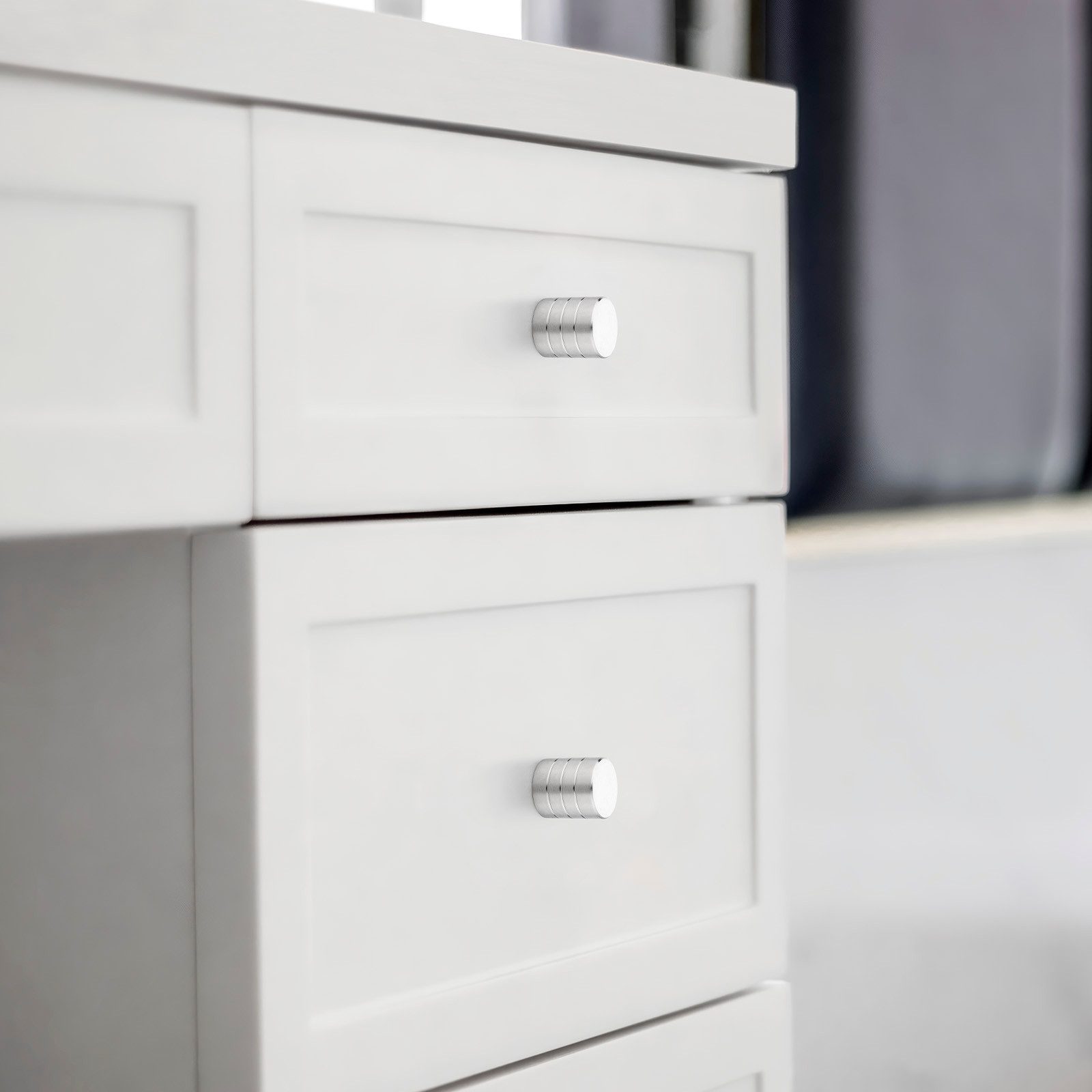 SO-TECH® Möbelknopf BRISTOL Ø 15 - 30 mm Edelstahl gebürstet, modern Knopf Knauf incl. Schraube