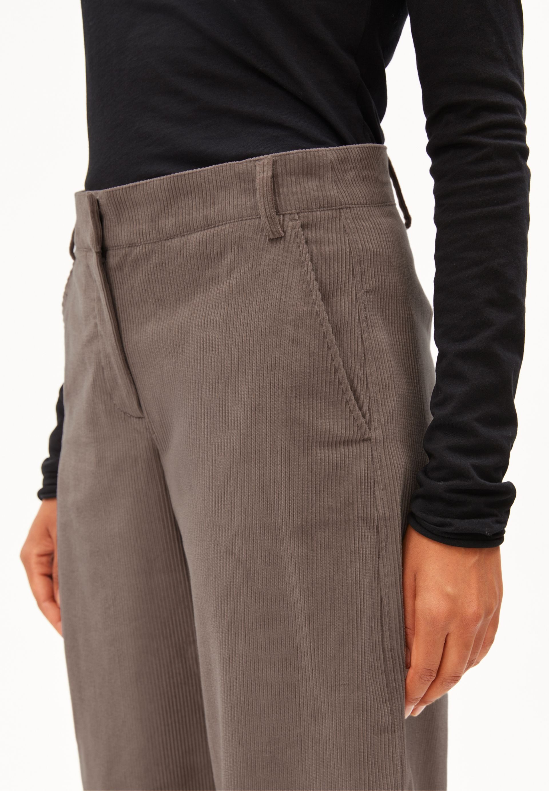 Armedangels Stoffhose BARREL CORDUROY Cordhose aus Bio-Baumwoll Mix (Mid waist, Regular Fit)