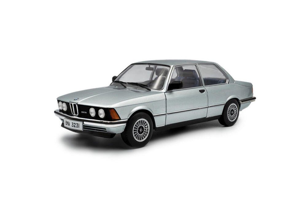 Solido Modellauto BMW 323I E21 1980 hellblau metallic, Maßstab 1:18