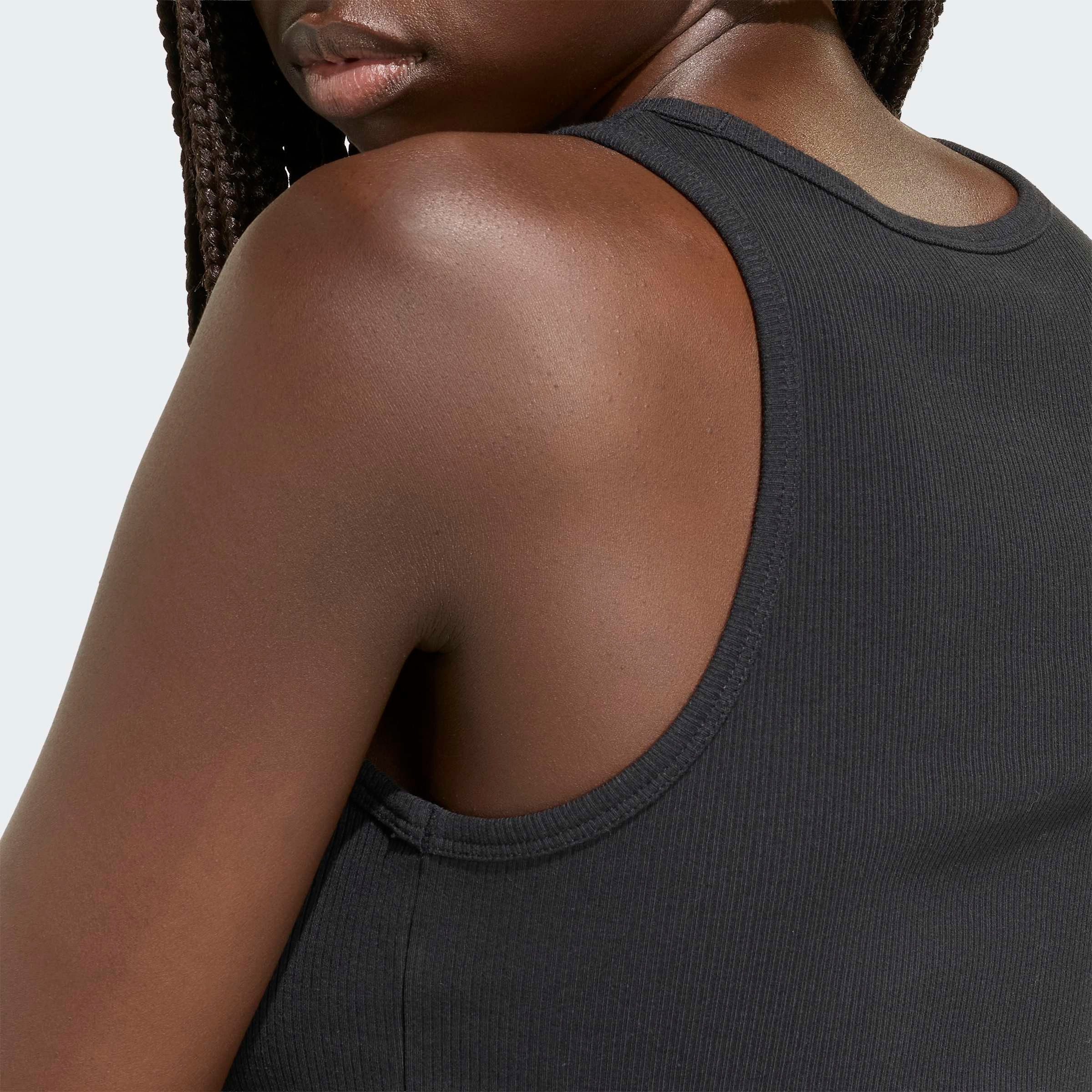 adidas Sportswear Tanktop W AK SL RIB TNK mit sportlichem Stil, für Sportmode und Streetwear, in normaler Länge