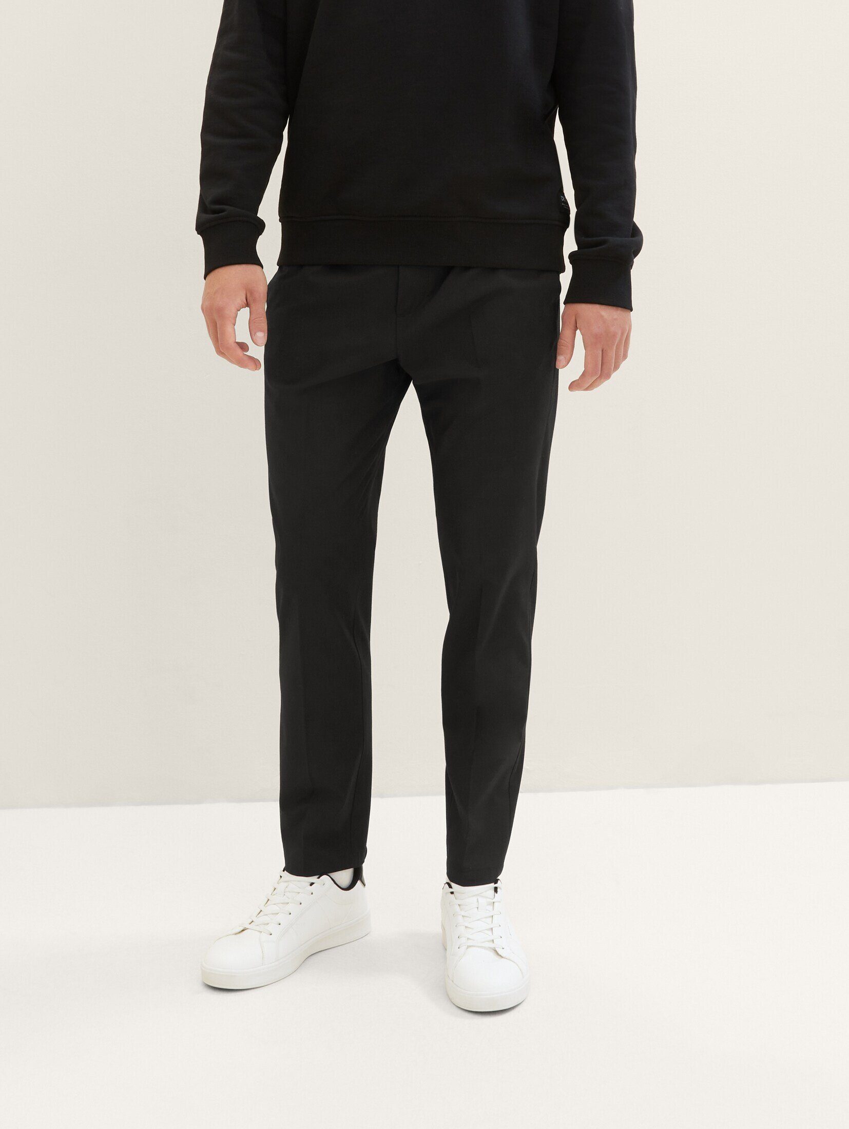 Chinohose Relaxed Tapered Chino