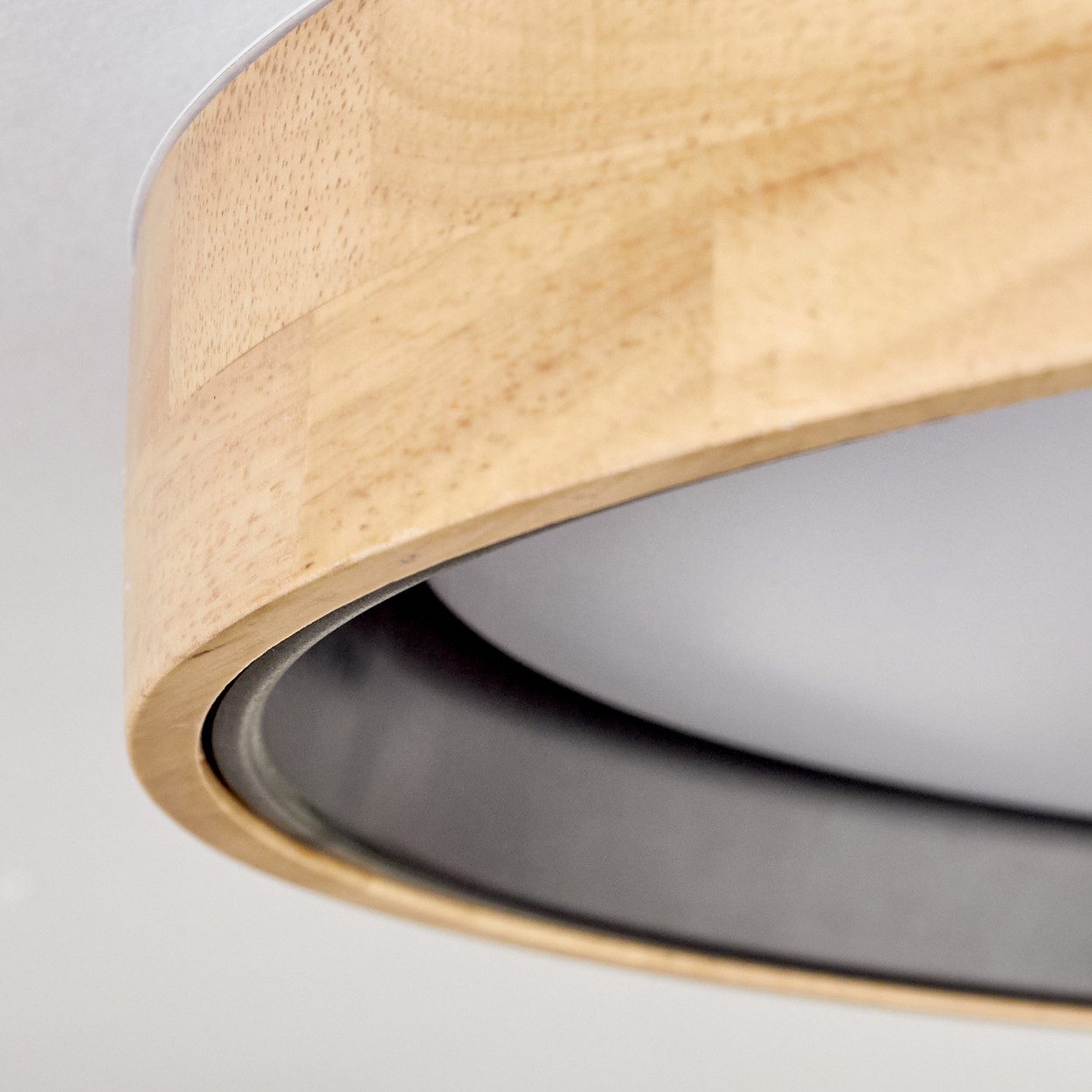 hofstein Deckenleuchte Deckenlampe aus Holz/Metall/Kunststoff in Natur/farbenWeiß, LED wechselbar, 3000 Kelvin, im skandinavisch/modernen Design mit rundem Schi – Bild 3 von 5