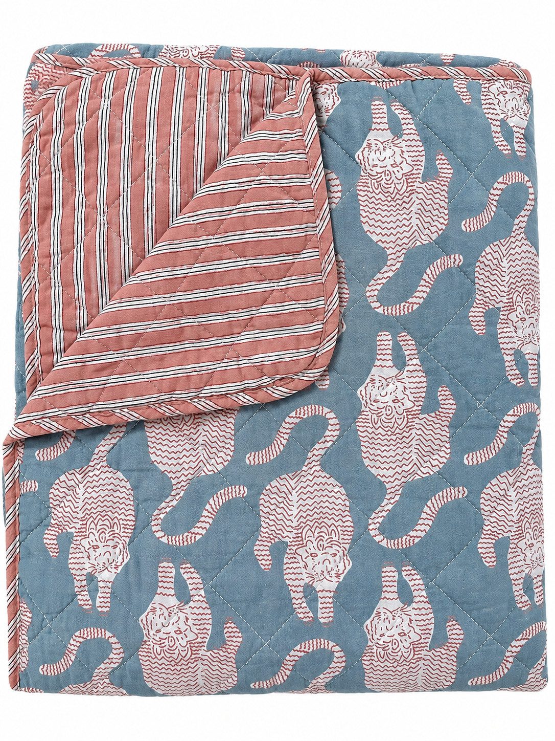Wohndecke Tiger-blue-pink, AU Maison, Quilt-Optik aus Baumwolle 140 × 220 cm