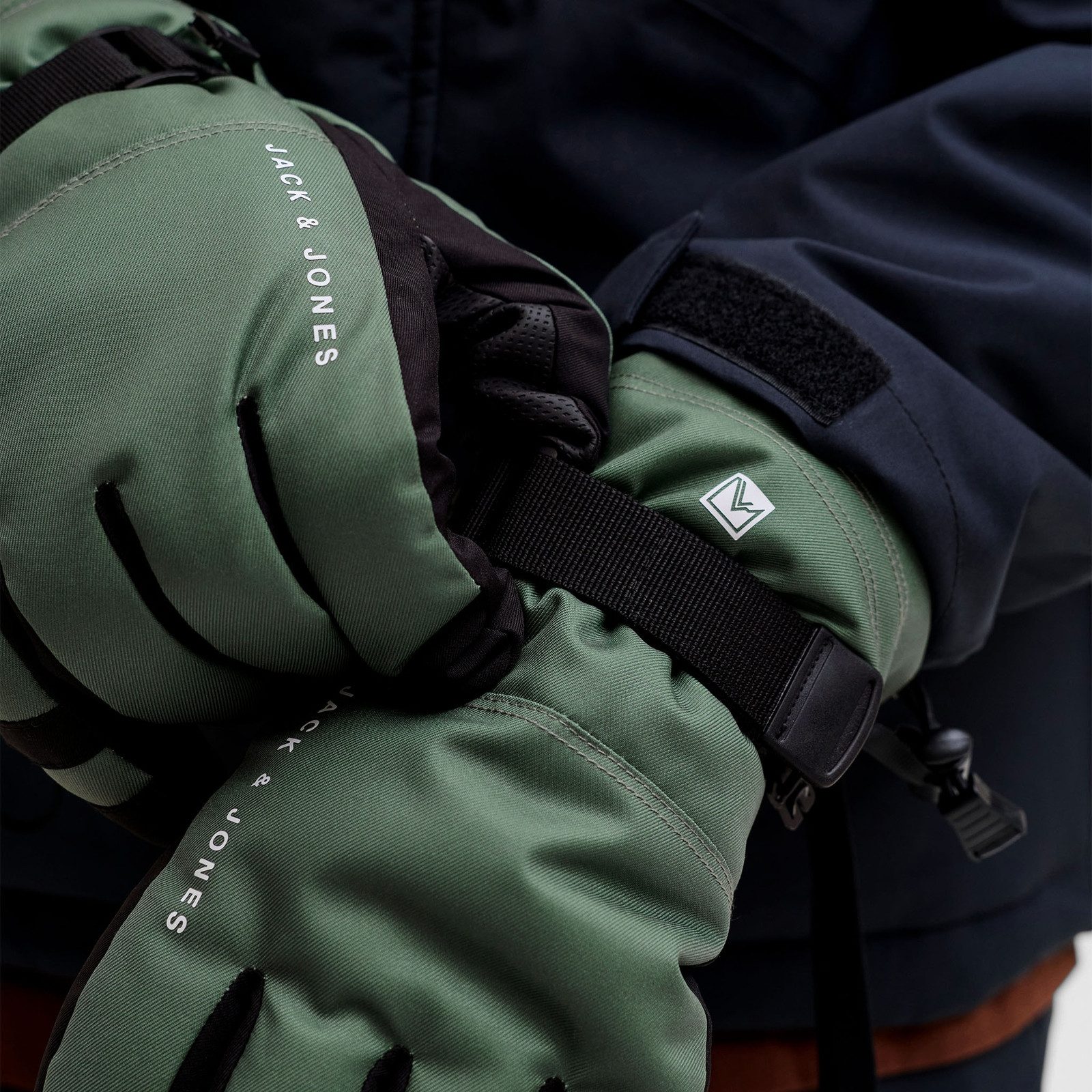 Jack & Jones Skihandschuhe Valley Gloves Ski mit Markendetails