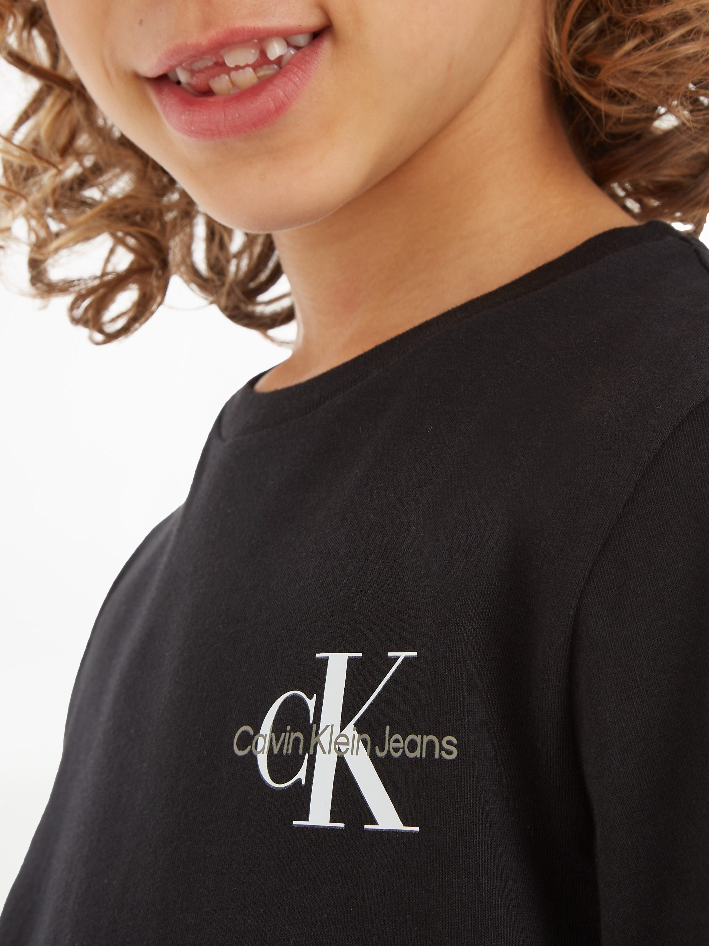 T-Shirt CHEST MONOGRAM Calvin Klein Black TOP Jeans Ck