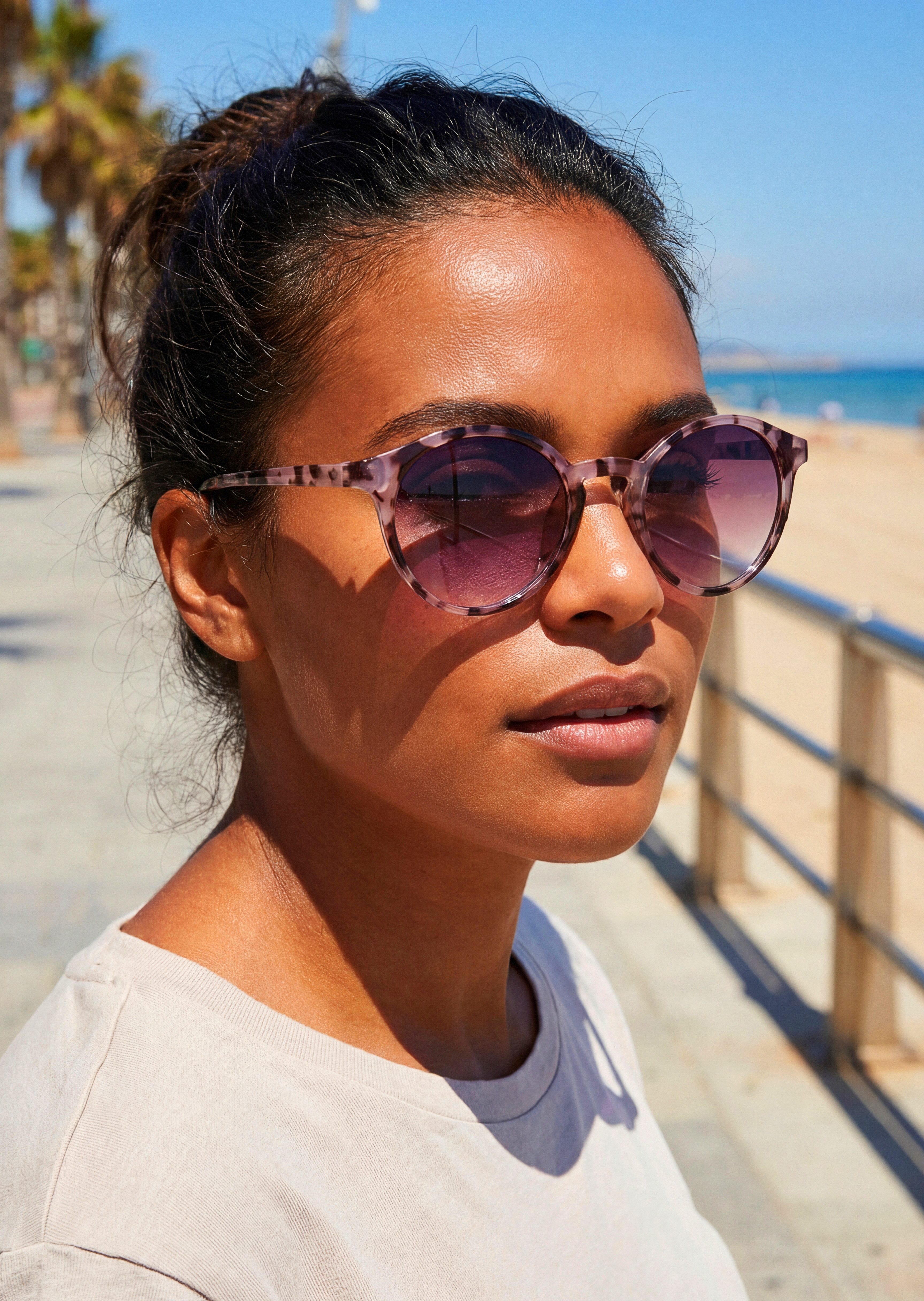 LASCANA Sonnenbrille, getönte Gläser mit UV Schutz, Damenbrille