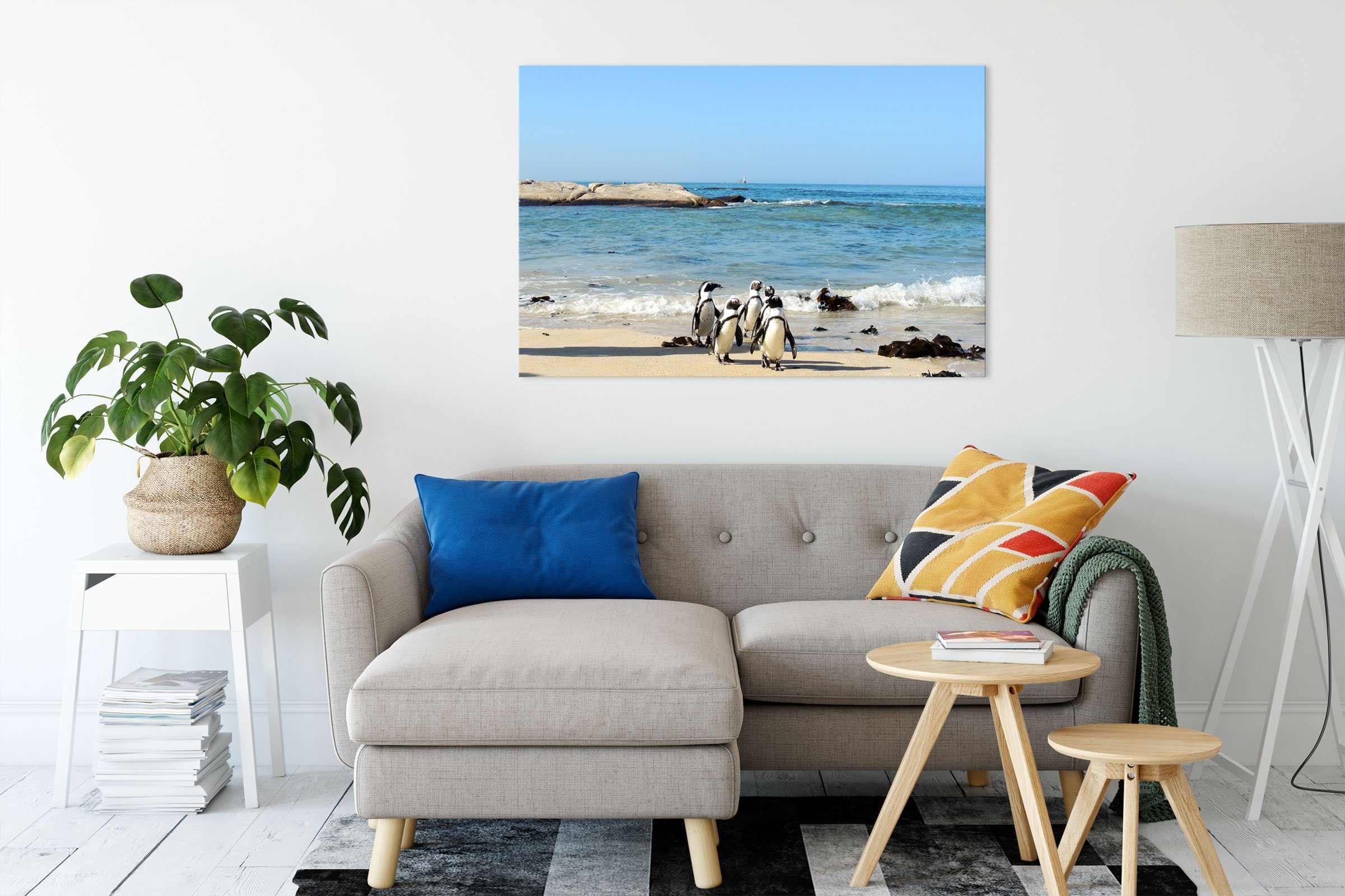 Pixxprint Leinwandbild Pinguine am Strand, Pinguine am Strand (1 St), Leinwandbild fertig bespannt, inkl. Zackenaufhänger