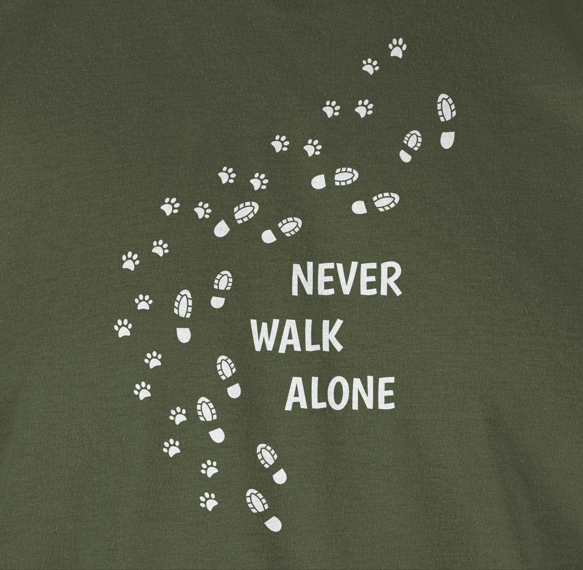Shirtracer T-Shirt Grün Never Geschenk für Pfotenabdrücke 3 Army Hundebesitzer alone walk