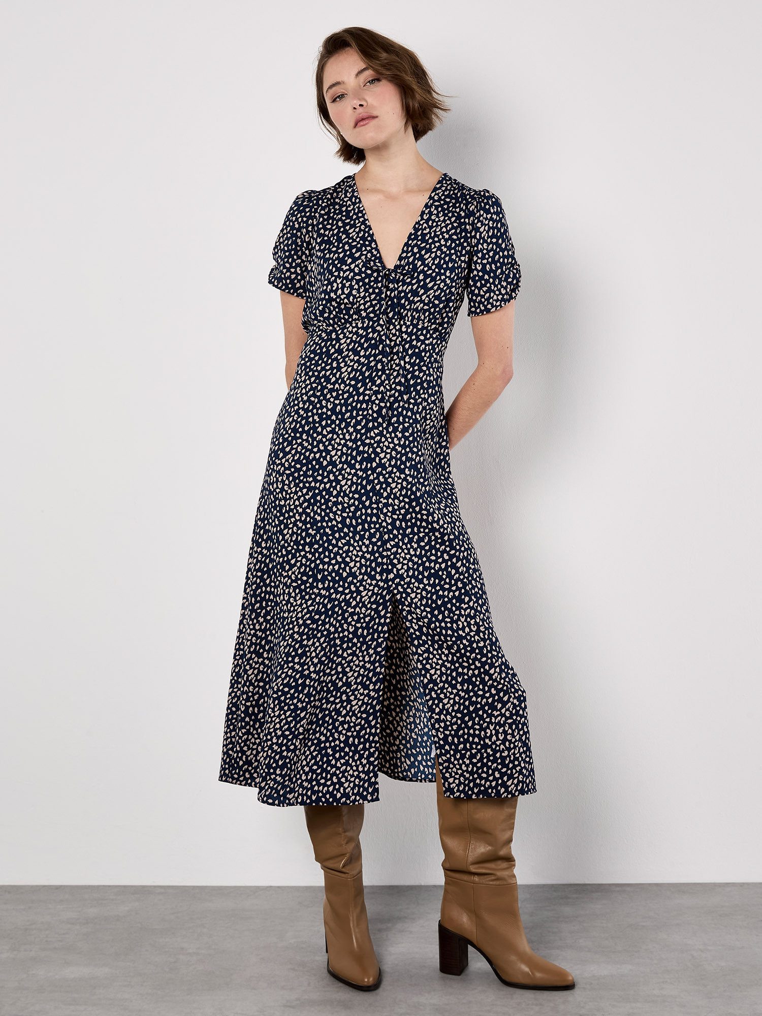 Apricot Midikleid Animalprintkleid . mit zarten Raffungen