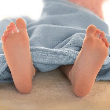 Babydecke Decke in Strickoptik Lil Planet, roba®, GOTS zertifiziert 80 x 80 cm