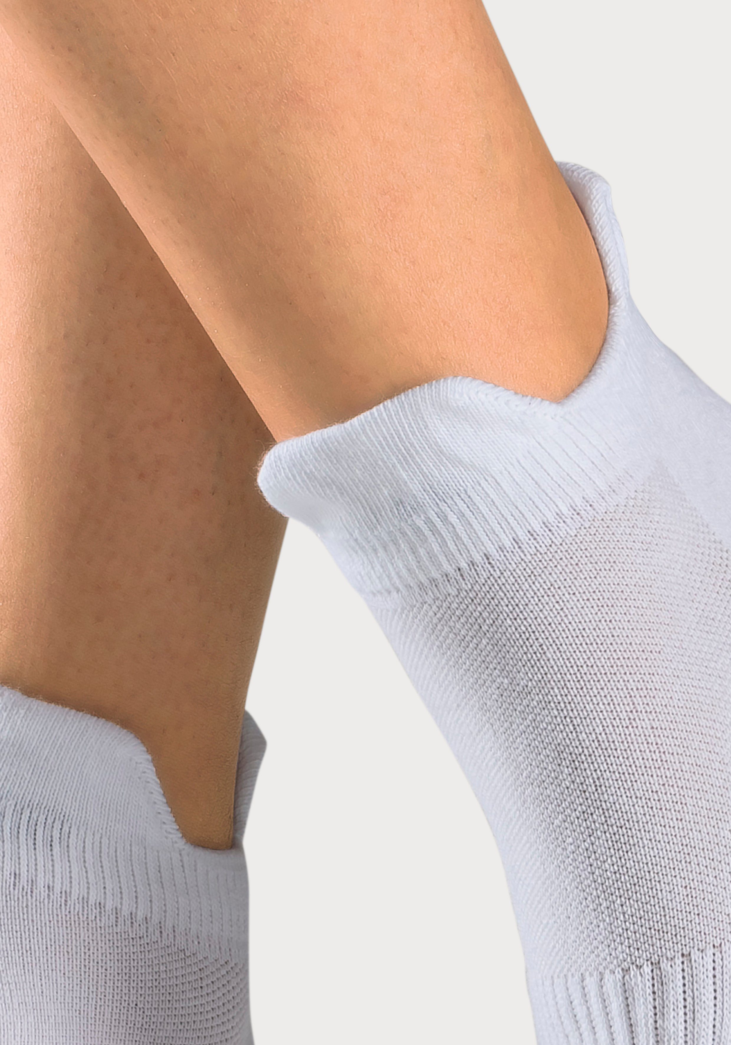 Bench. Sneakersocken (Packung, 6-Paar) mit feiner Mesh Konstruktion und Mittelfußgummi