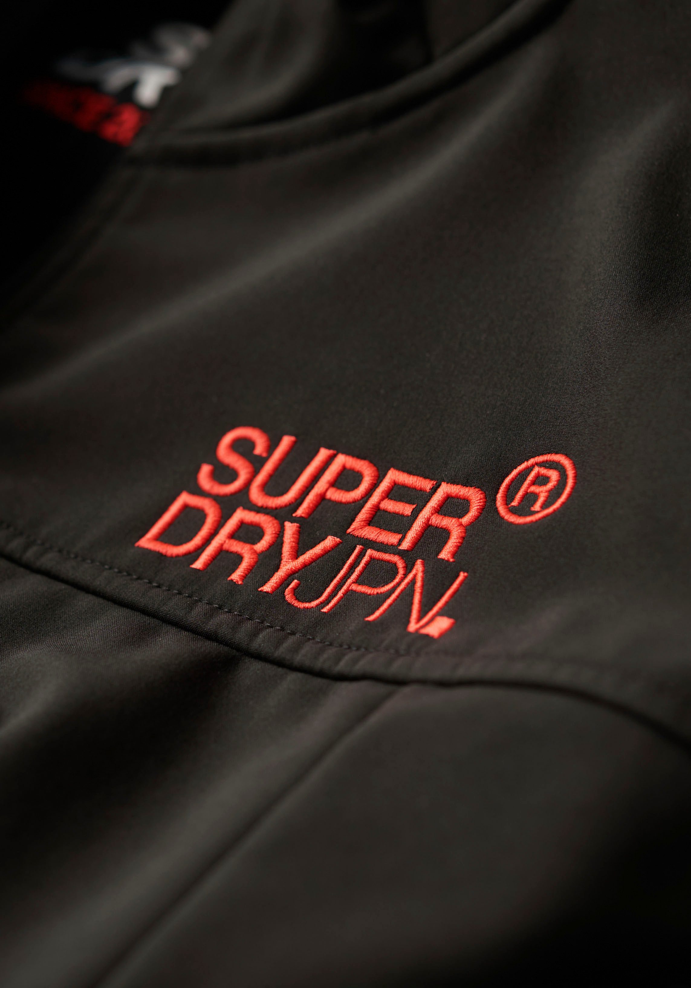 Superdry Outdoorjacke HOODED SOFT SHELL TREKKER günstig online kaufen