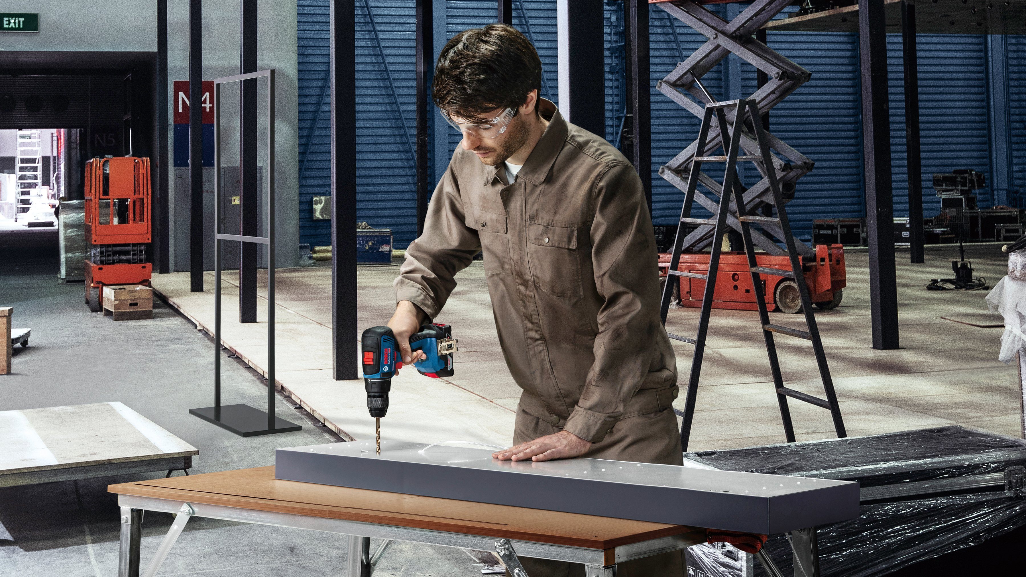 Bosch Professional Akku-Bohrschrauber GSR 18V-55 mit 2 PC Akkus & GAL in L- günstig online kaufen