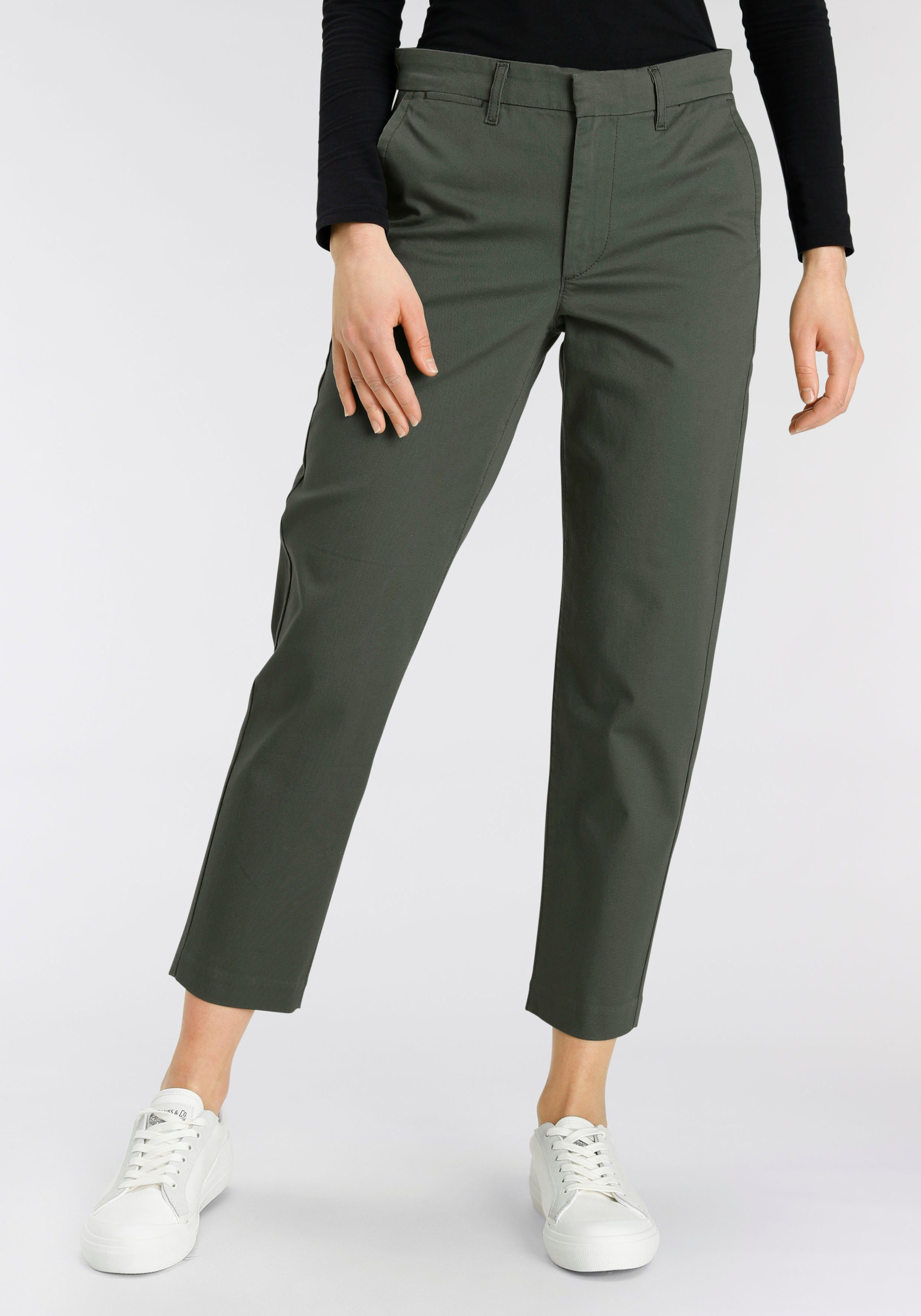 ist ab und zu vorrätig! Levi's® Chinohose ESSENTIAL thyme