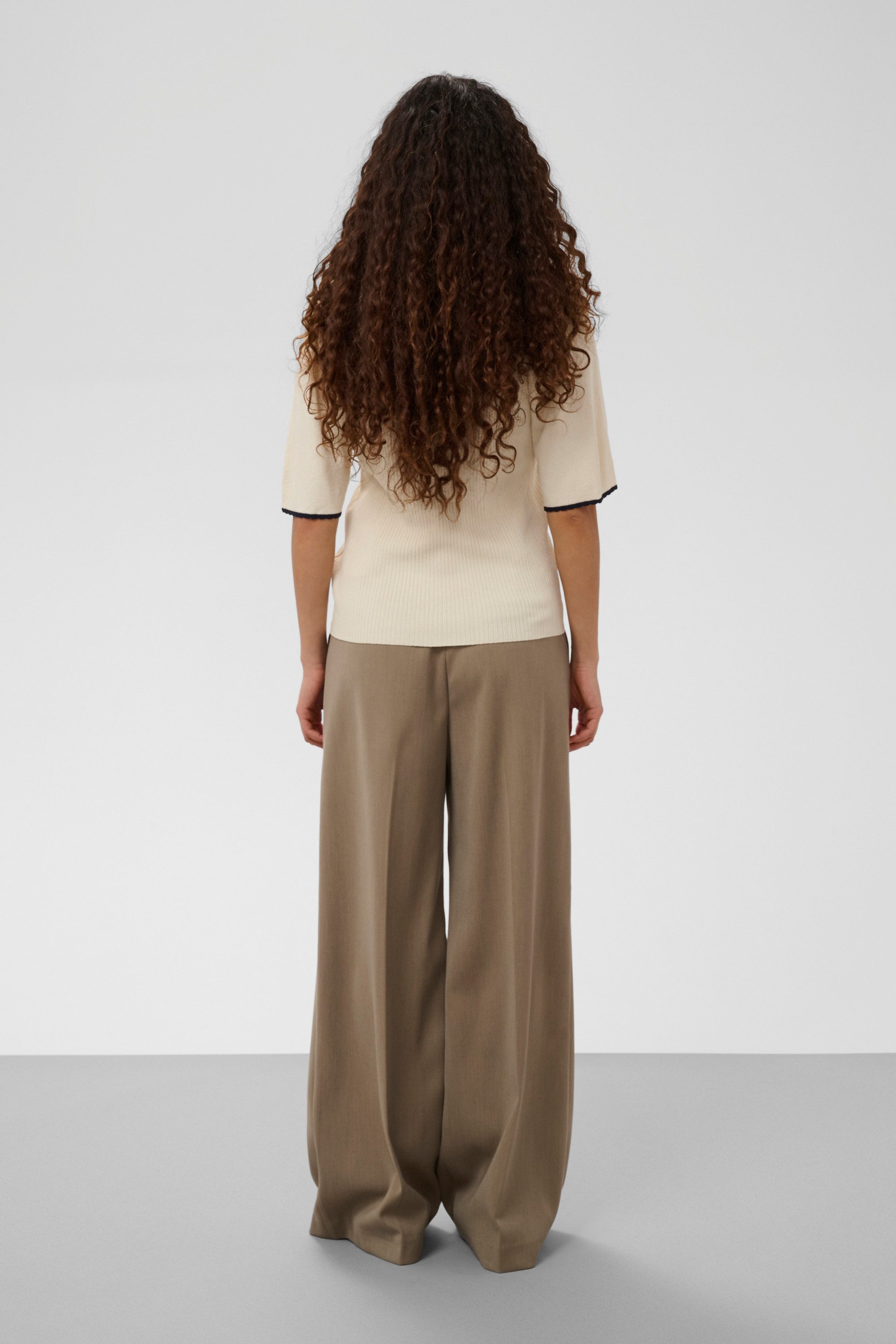 SOAKED IN LUXURY Kurzarmbluse Kurzarm-Bluse SLLysandra