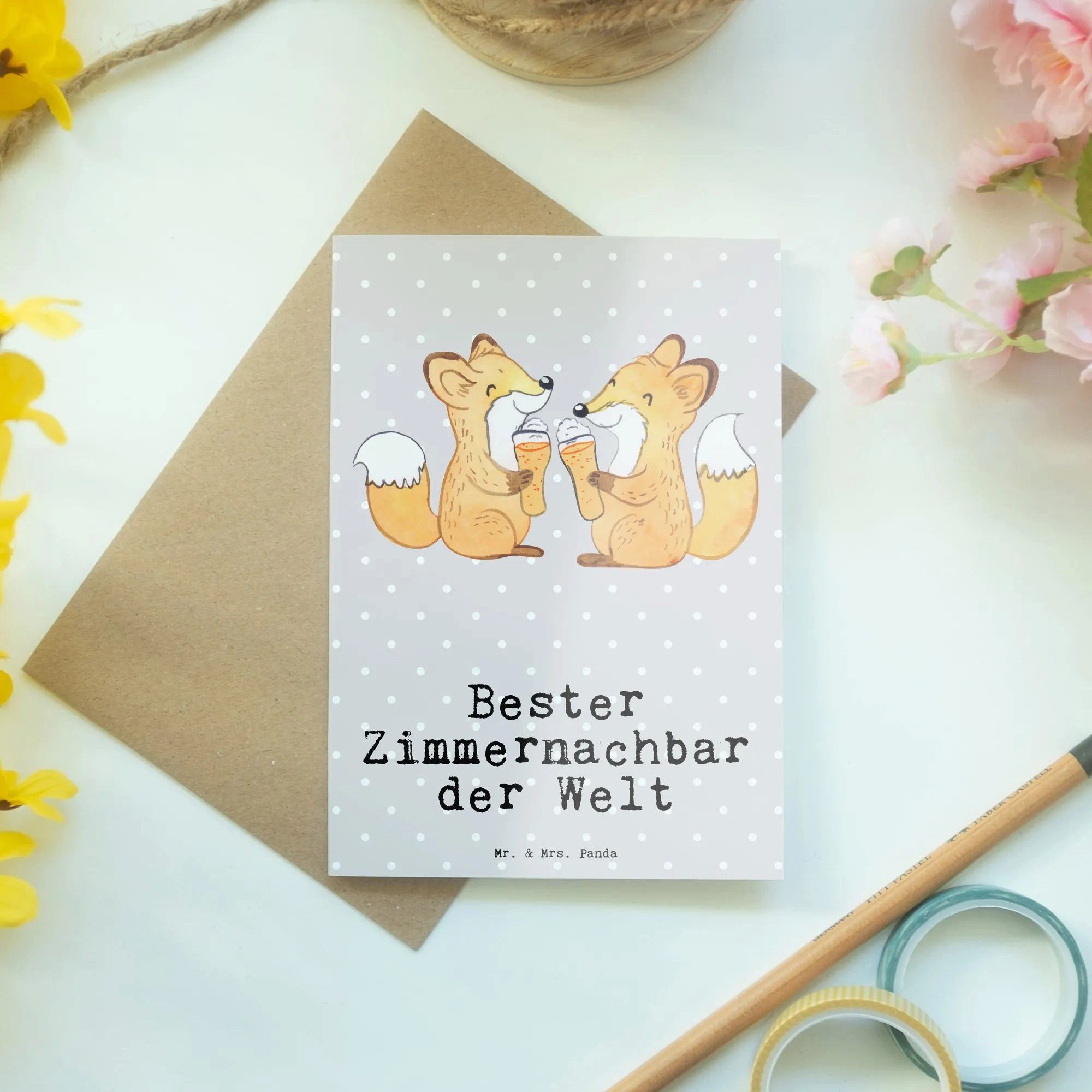 Thumbnail - Mr. & Mrs. Panda Grußkarte Fuchs Bester Zimmernachbar der Welt - Grau Pastell - Geschenk, Ansich, Edler Umschlag