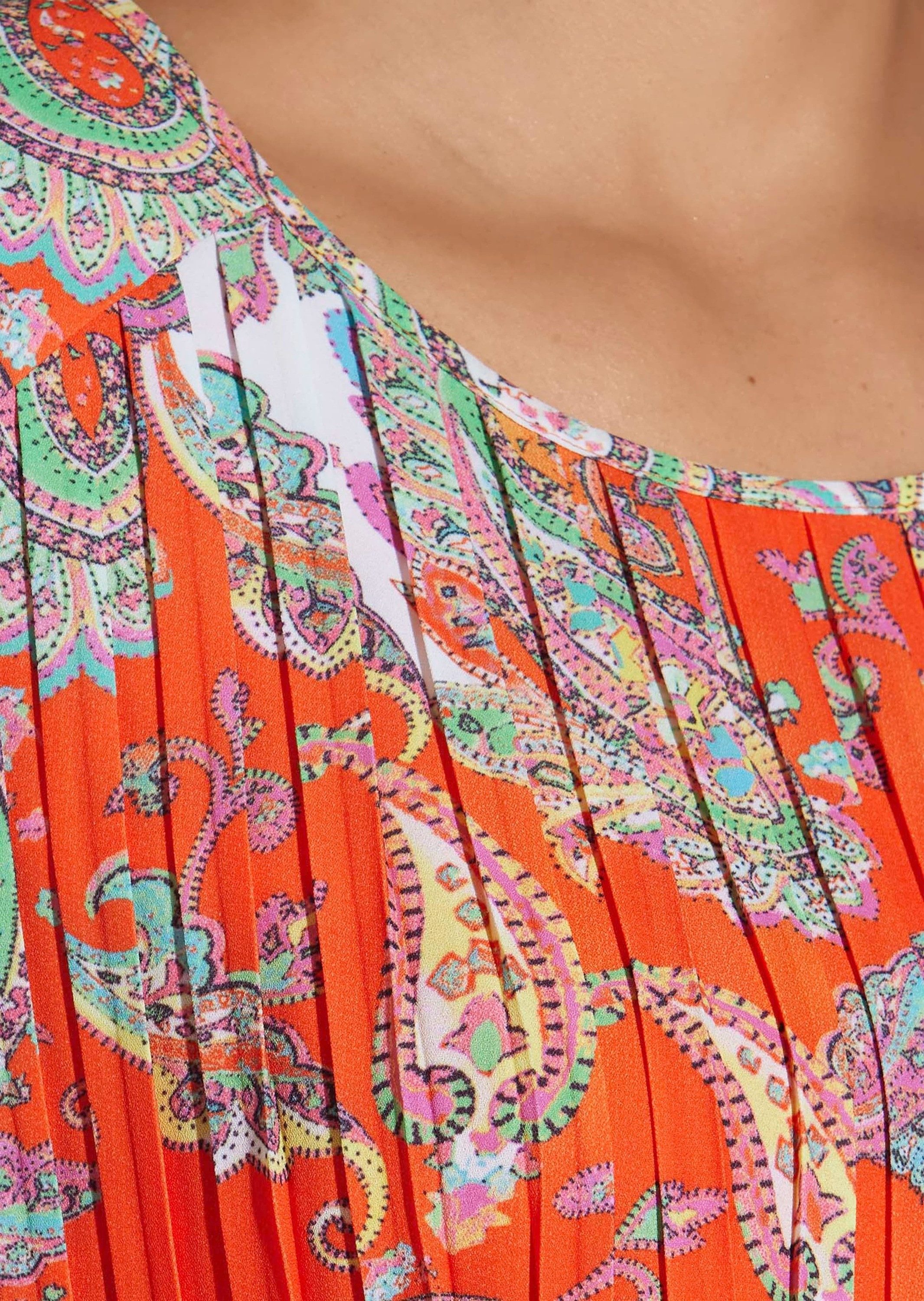 MADELEINE Midikleid Stilvolles Faltenkleid mit Paisley-Muster Freizeitkleid mit Rundhals, Plisseefalten und Halbarm – Bild 4 von 5