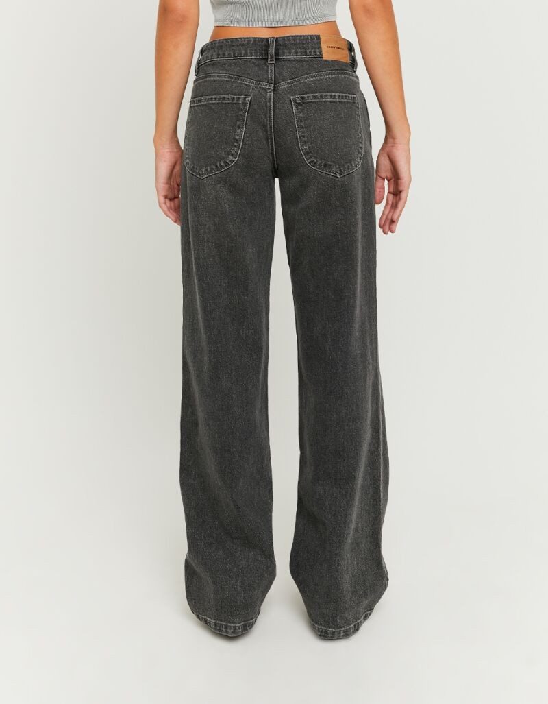 Tally Weijl Low-rise-Jeans SPADEPALLAS Baumwollmischung, Low-Waist mit geradem Beinverlauf und Strass-Anhänge