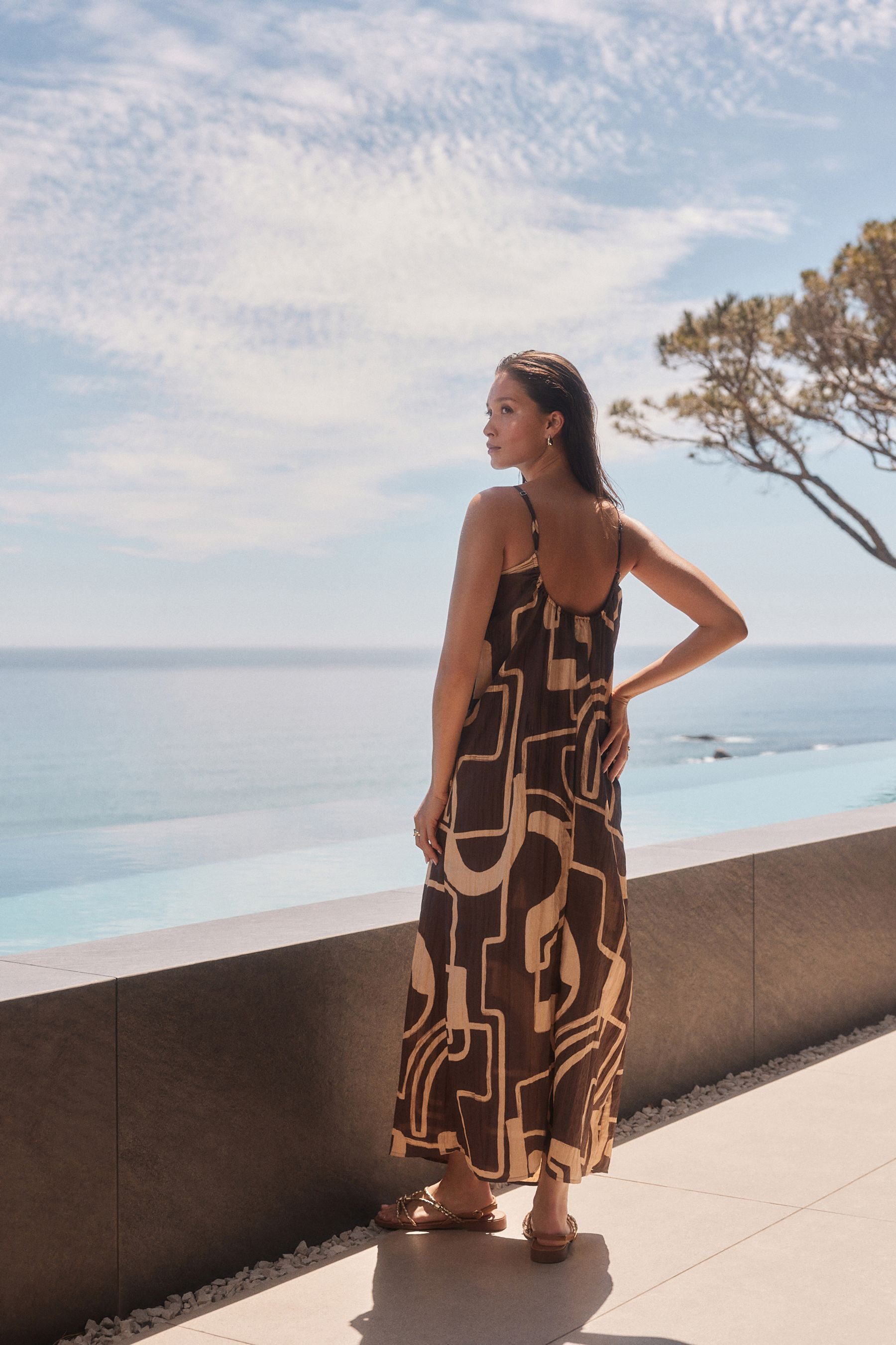 Next Sommerkleid Strukturiertes Maxikleid mit Perlen günstig online kaufen