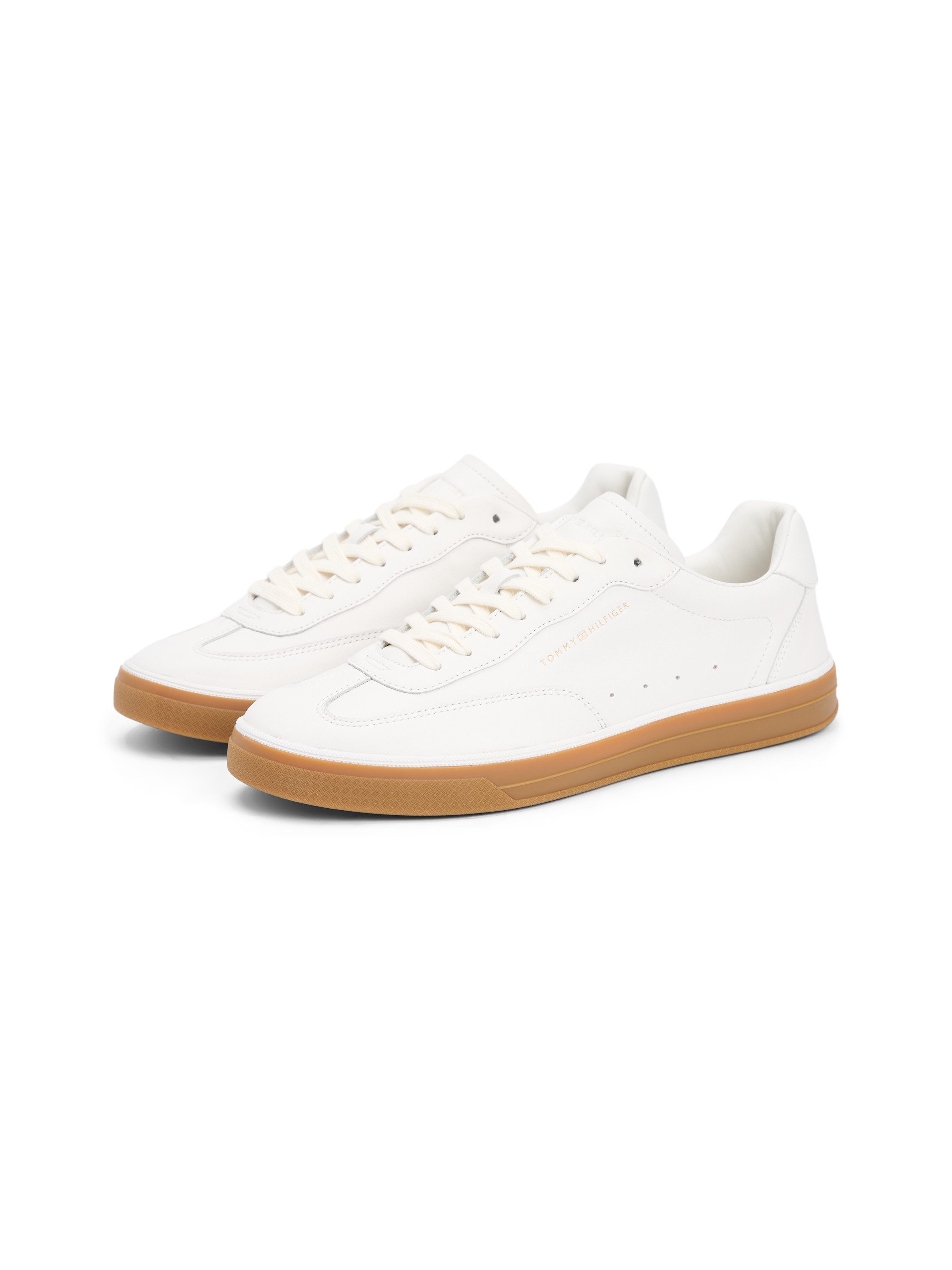 Tommy Hilfiger TH LO LUX LTH Sneaker Freizeitschuh, Halbschuh, Schnürschuh mit honigfarbener Laufsohle