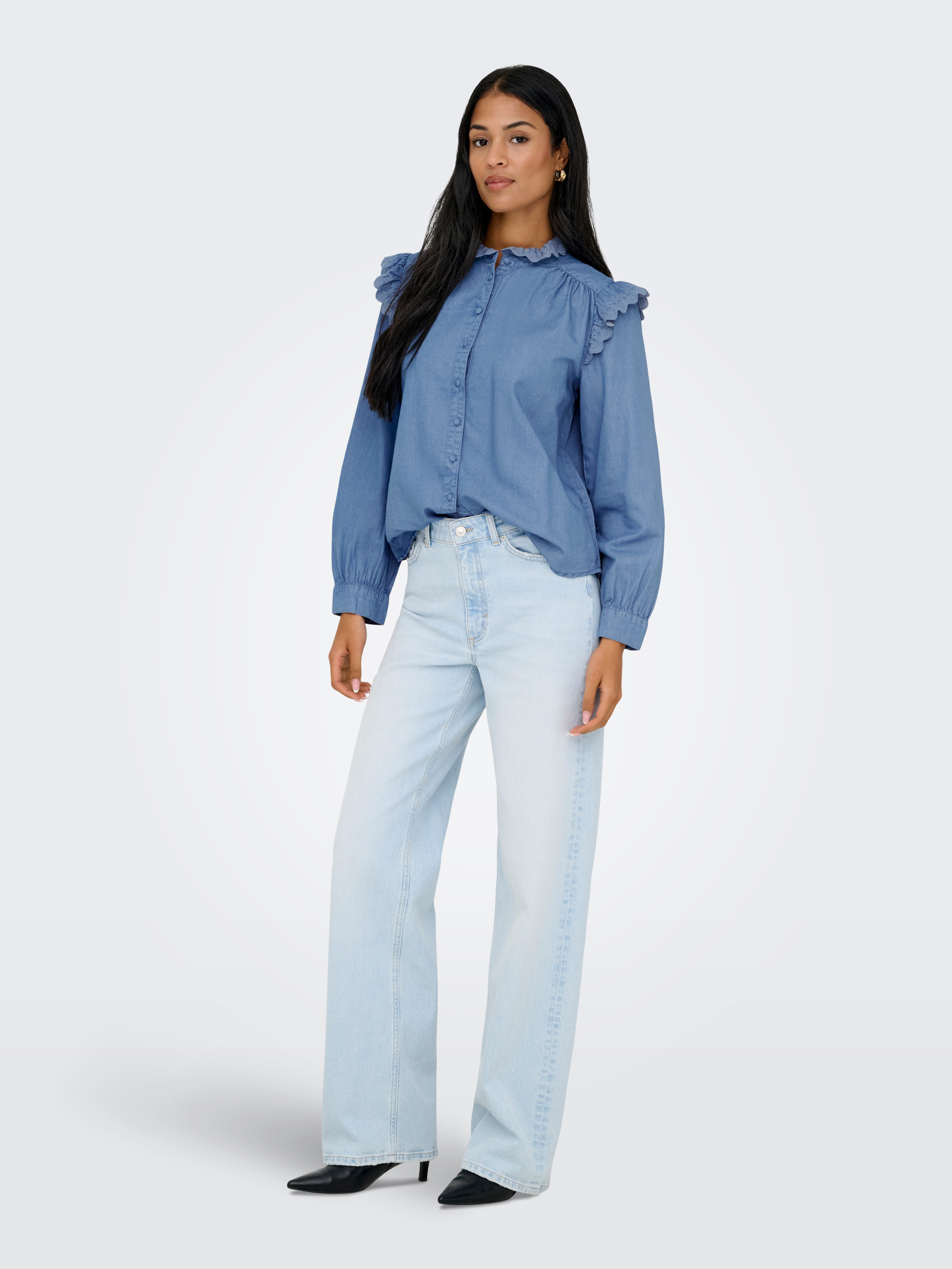 ONLY Jeansbluse ONLPIPER L/S EMB FRILL DNM SHIRT QYT mit Rüschen