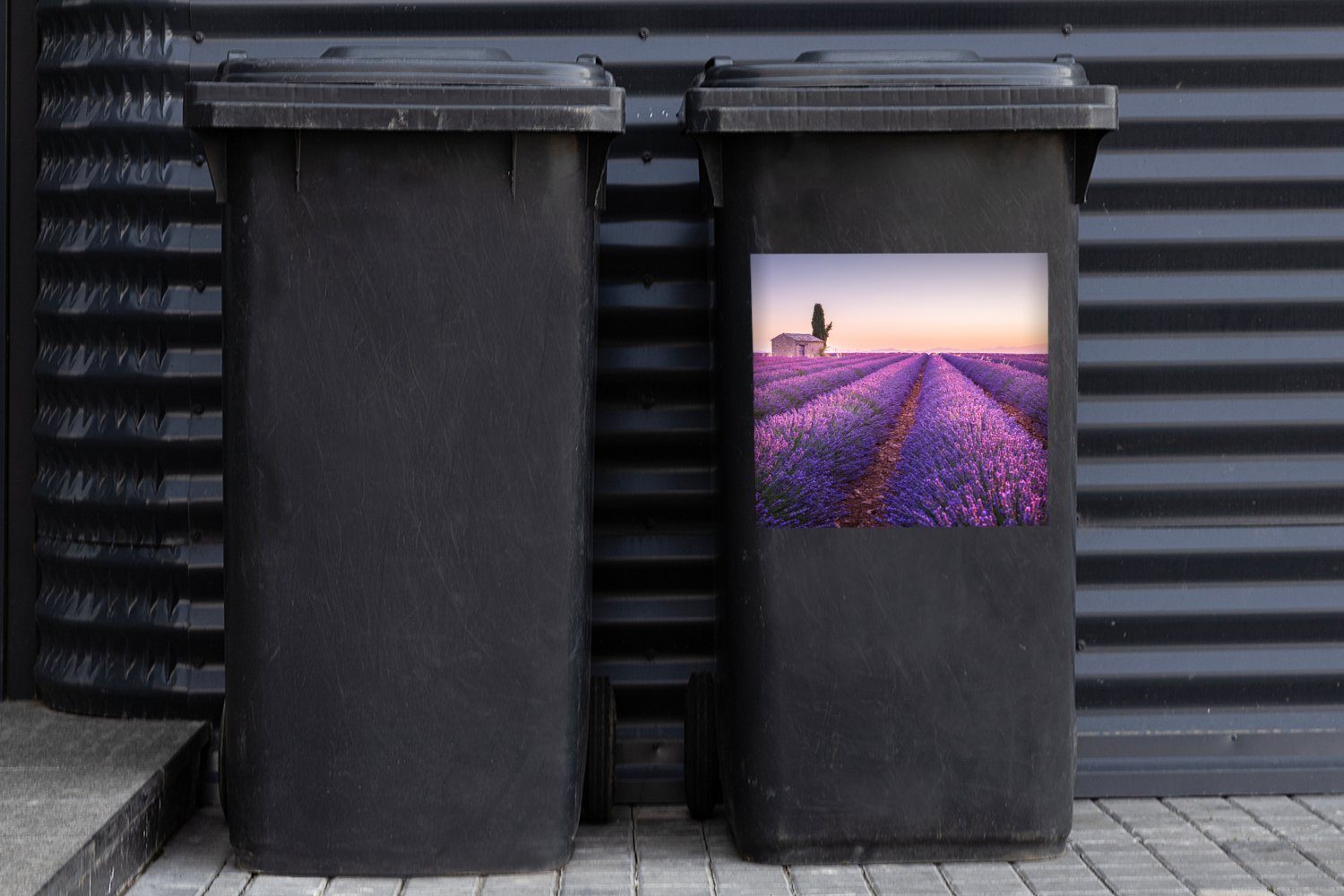Abfalbehälter MuchoWow Mülleimer-aufkleber, - Wandsticker Lavendel Mülltonne, (1 Sticker, Blumen St), Sonnenuntergang Lila Container, - -