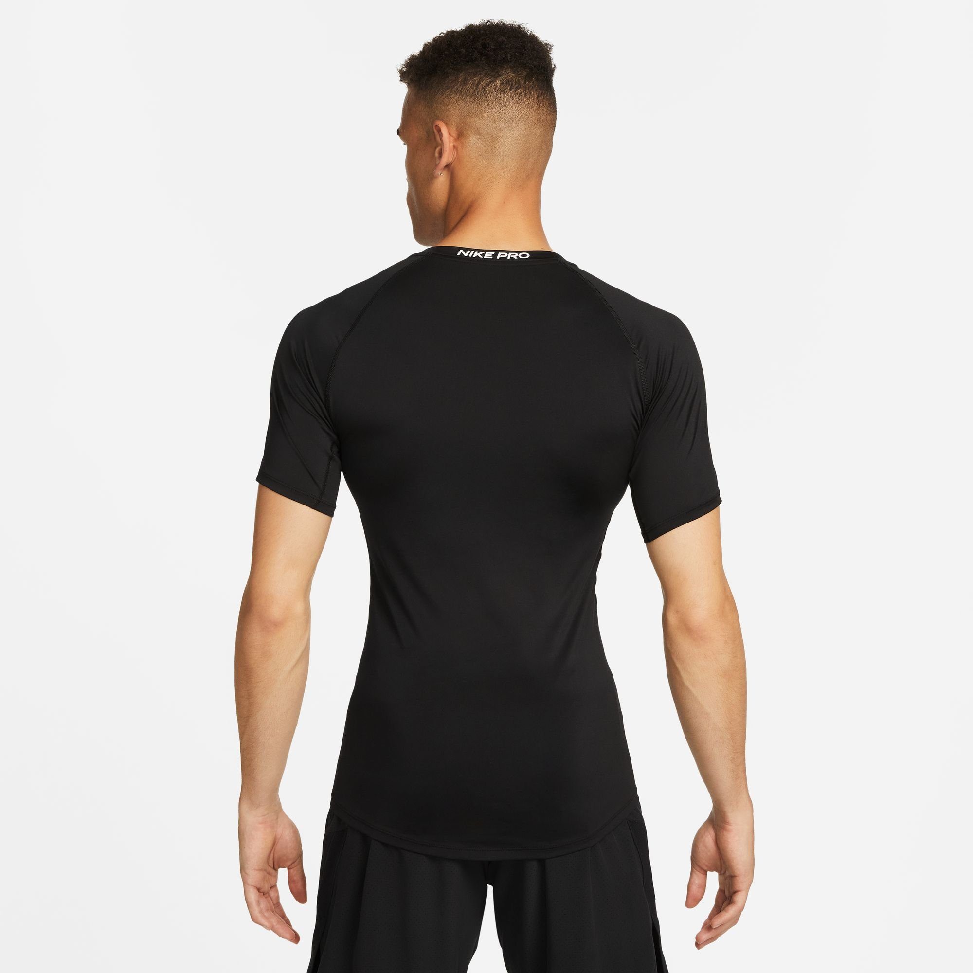 Nike Trainingsshirt "M NP DF TIGHT TOP SS" günstig online kaufen