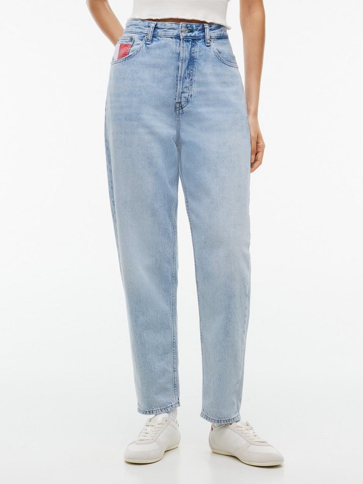 Tommy Jeans Mom-Jeans MOM JEAN UH TPR RW Ultra High Waist, Tapered Fit