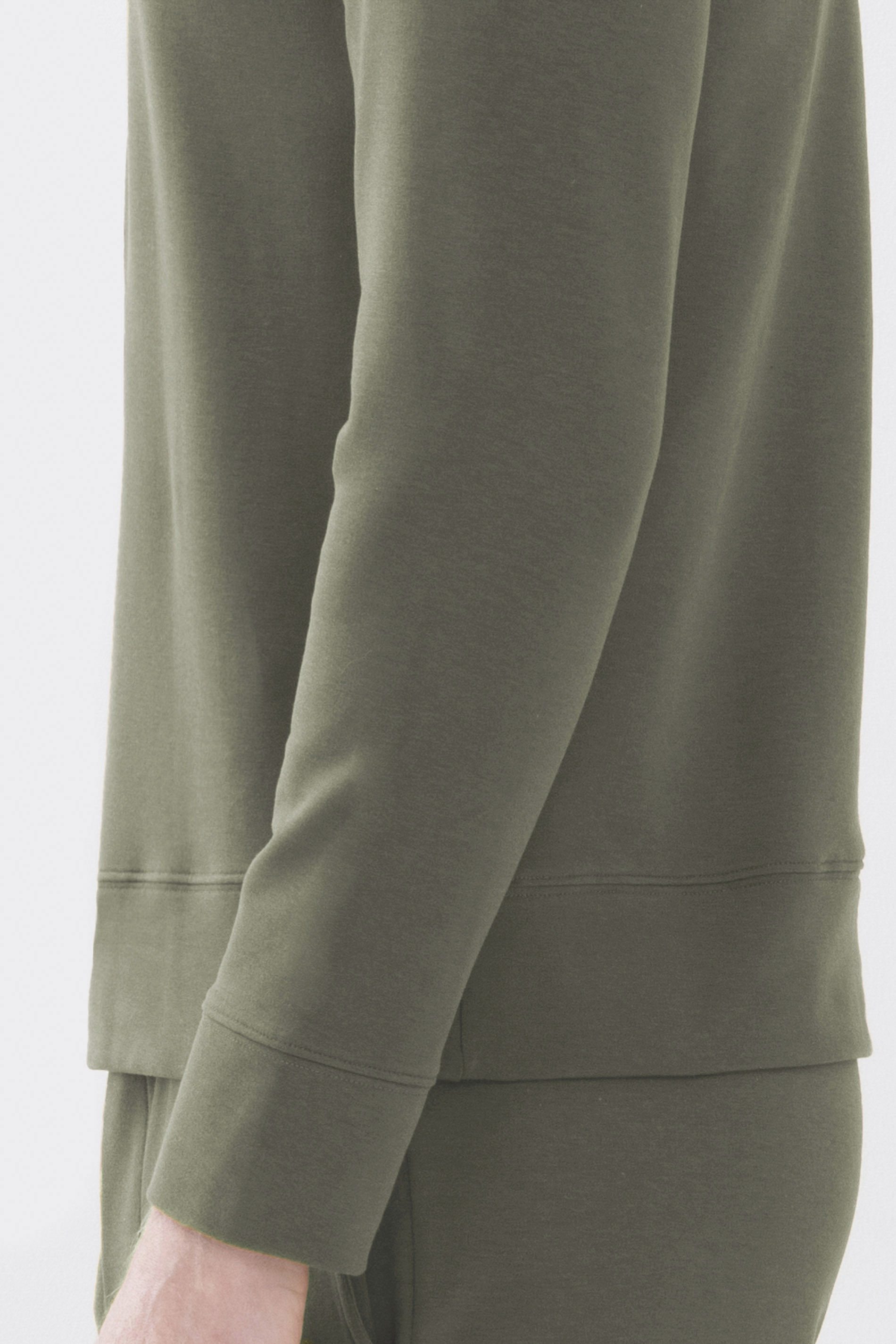 Mey Sweatshirt Mey male Sweatshirt Serie Enjoy Uni (1-tlg) Basic Shirt, zeitloses Design, Baumwoll-Mix, Rundhals