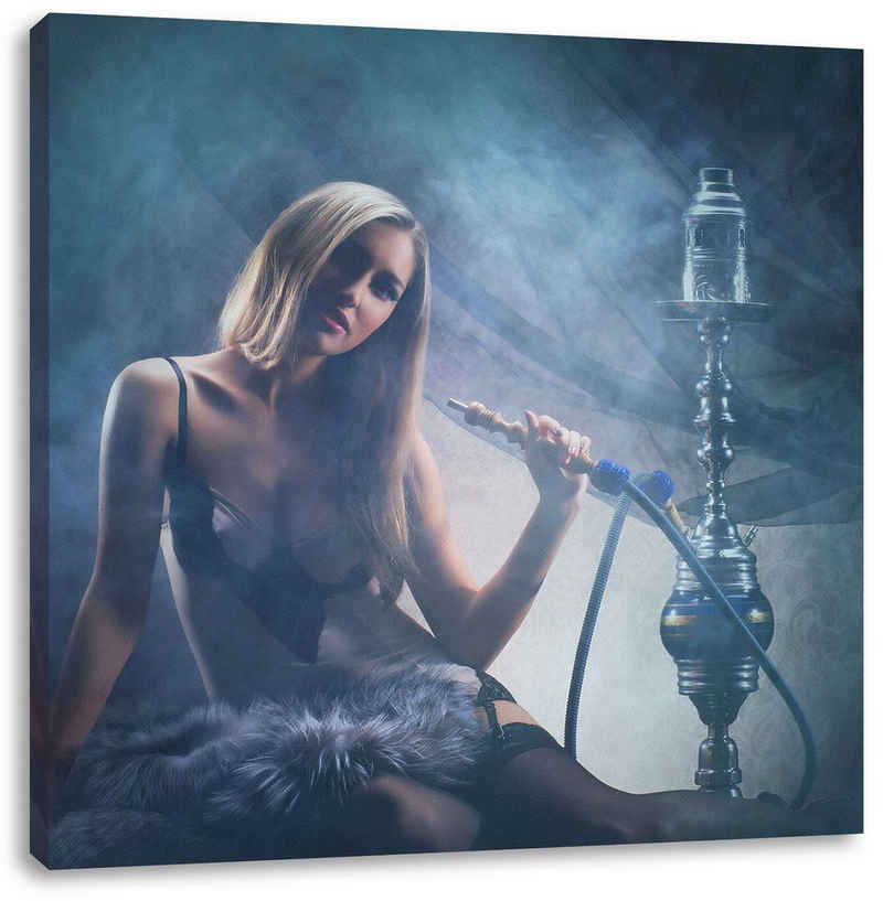 Pixxprint Leinwandbild Frau mit Shisha im Nebel, Frau mit Shisha im Nebel (1 St), Leinwandbild fertig bespannt, inkl. Zackenaufhänger