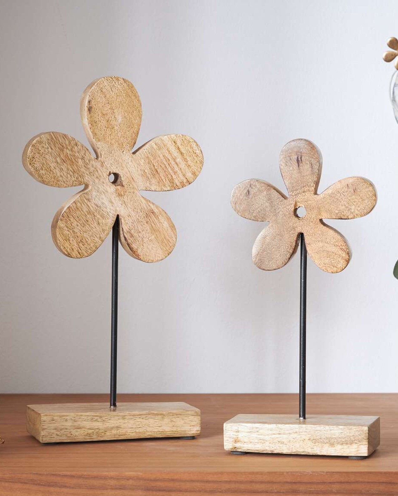 Dekoleidenschaft Dekofigur "Blume" aus Mangoholz, 25 günstig online kaufen