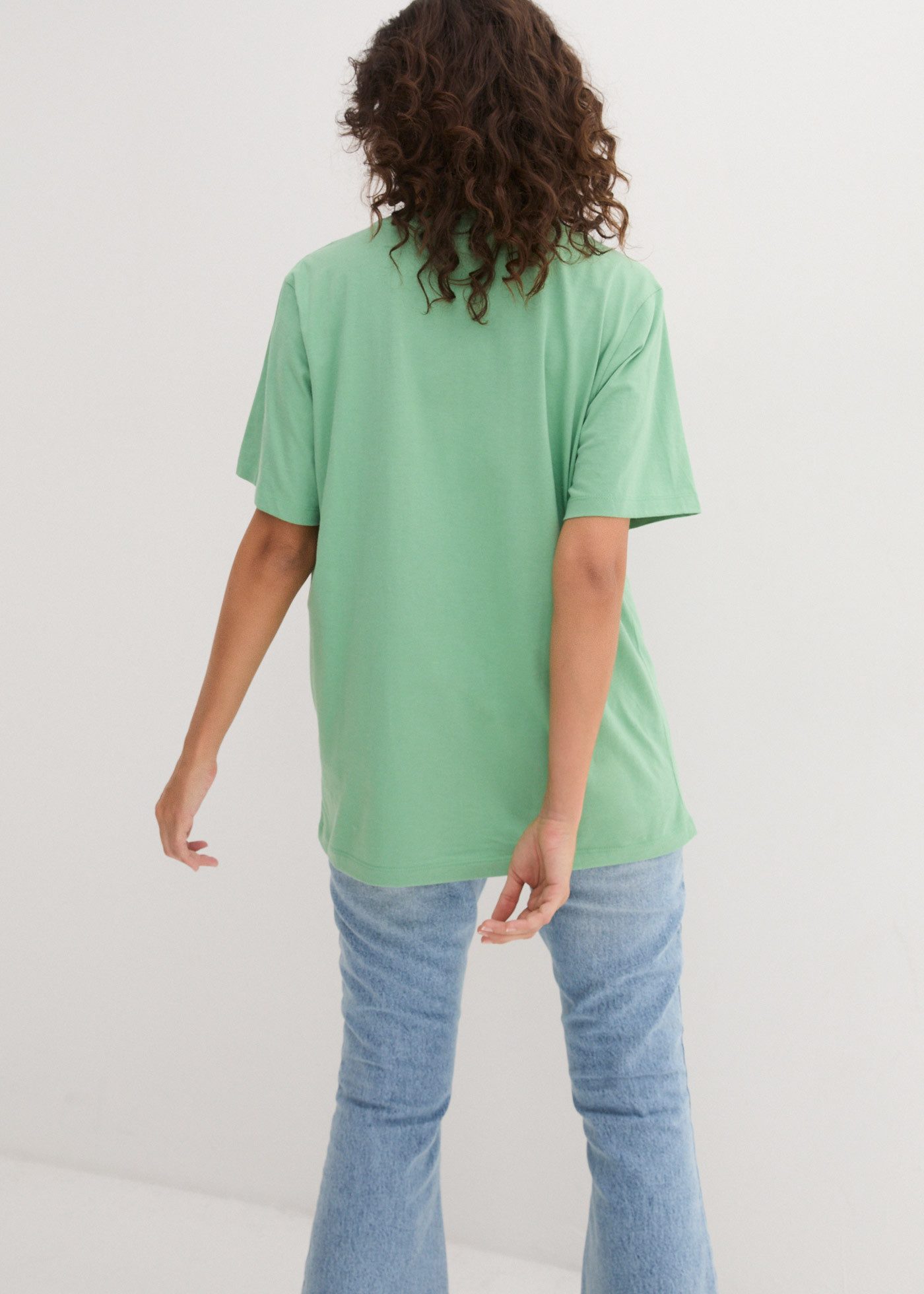 bonprix Longshirt (Packung, 5-tlg) lockere Passform, Kurzarm, mit V-Ausschnitt, unifarben