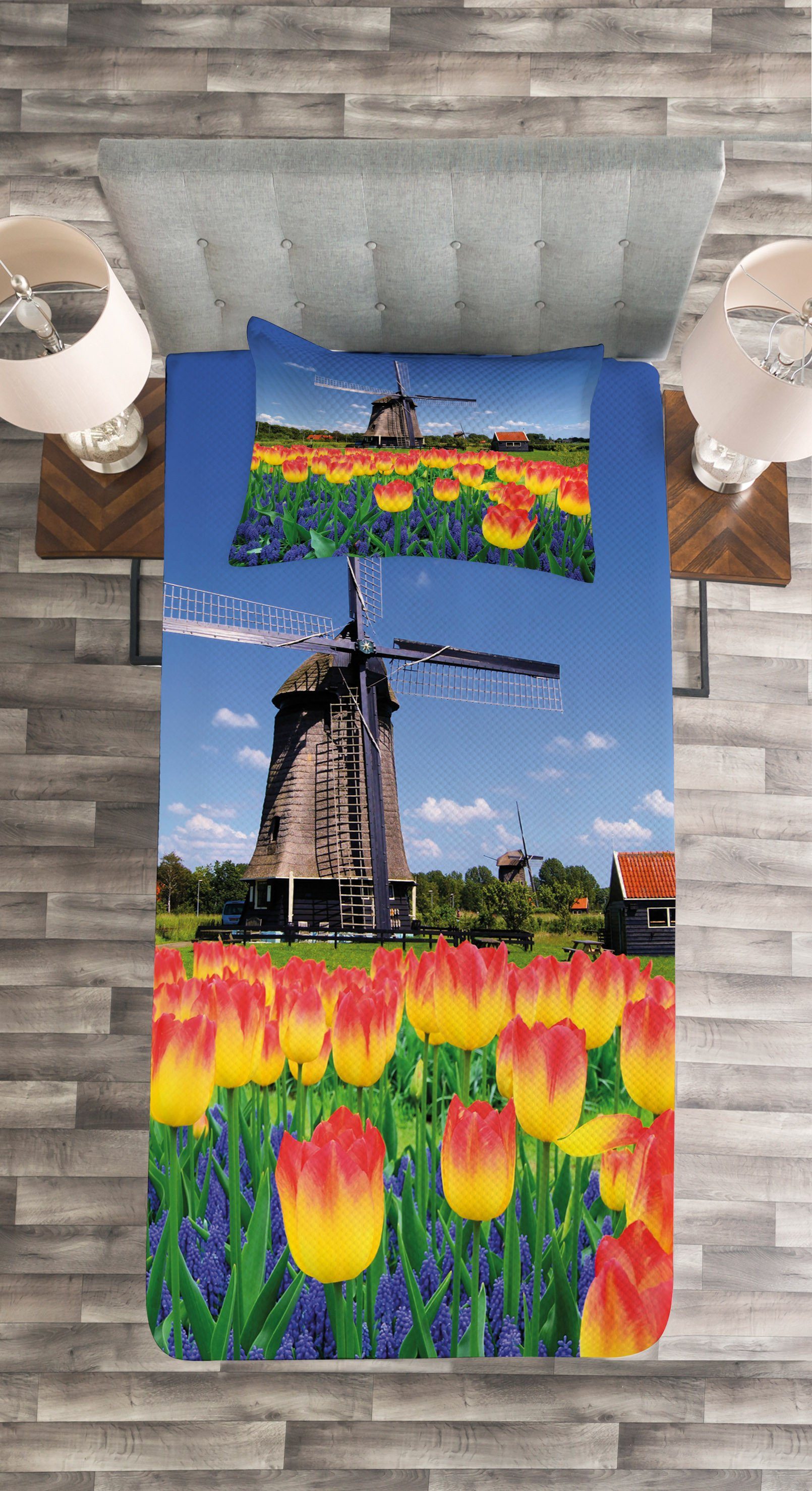 Tagesdecke Set mit Kissenbezügen Tulip Blooming Waschbar, Abakuhaus, Windmill Blume