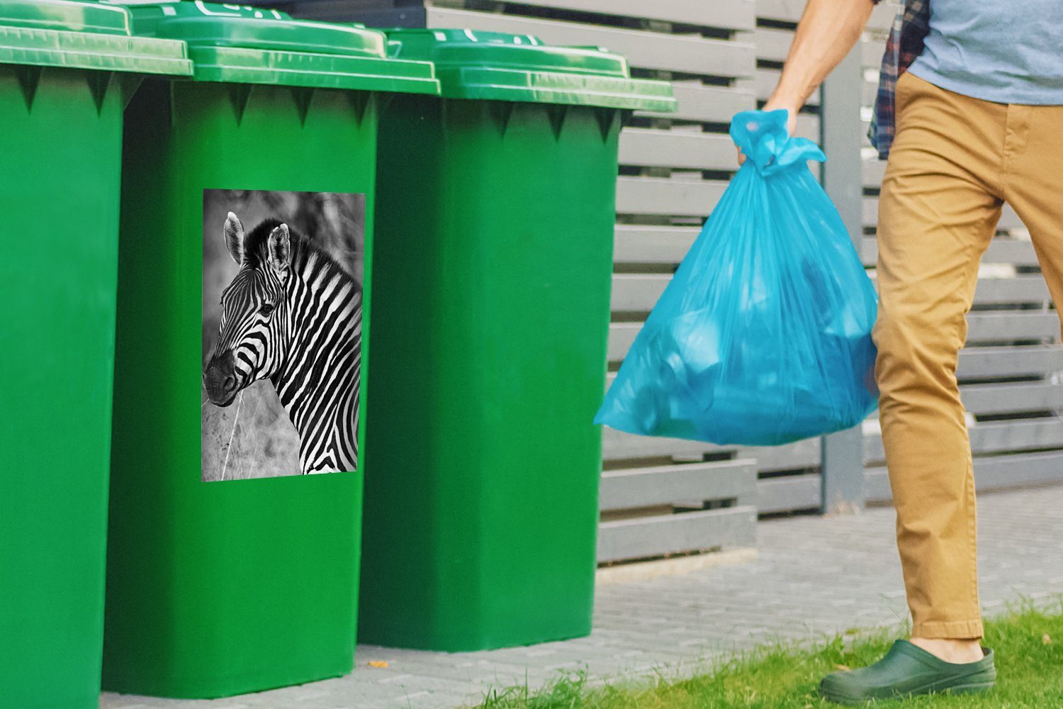 MuchoWow Wandsticker Zebra-Porträt (1 St), Mülltonne, Abfalbehälter Sticker, Mülleimer-aufkleber, Container
