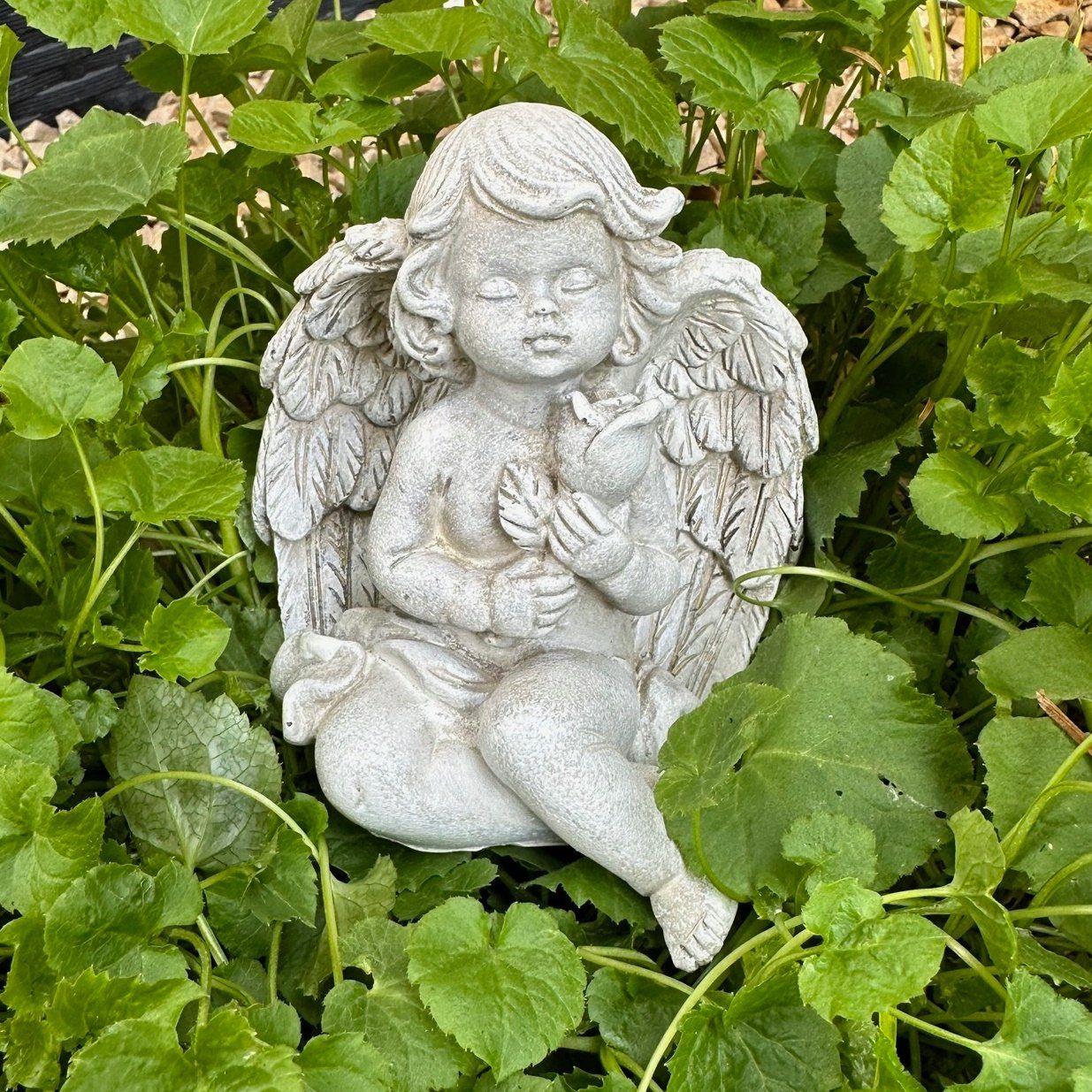 Radami Gartenfigur Grabengel Engel im Schutzengel mit Rose Grabschmuck Arm