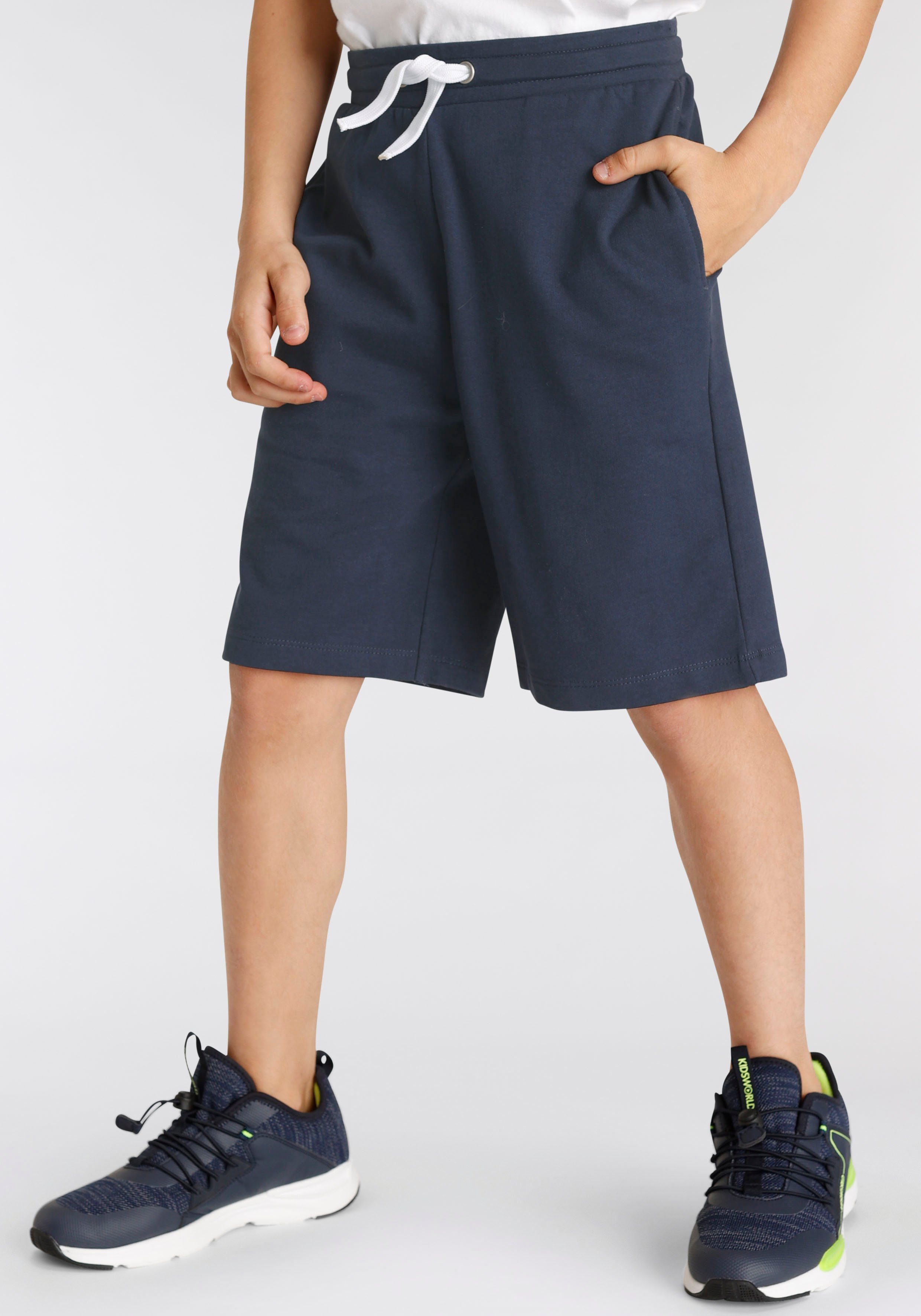 KIDSWORLD Sweatshorts 2er Pack Sweatbermudas in Must-have Farben (Packung, 2-tlg., 2) in bequemer Sweatware
