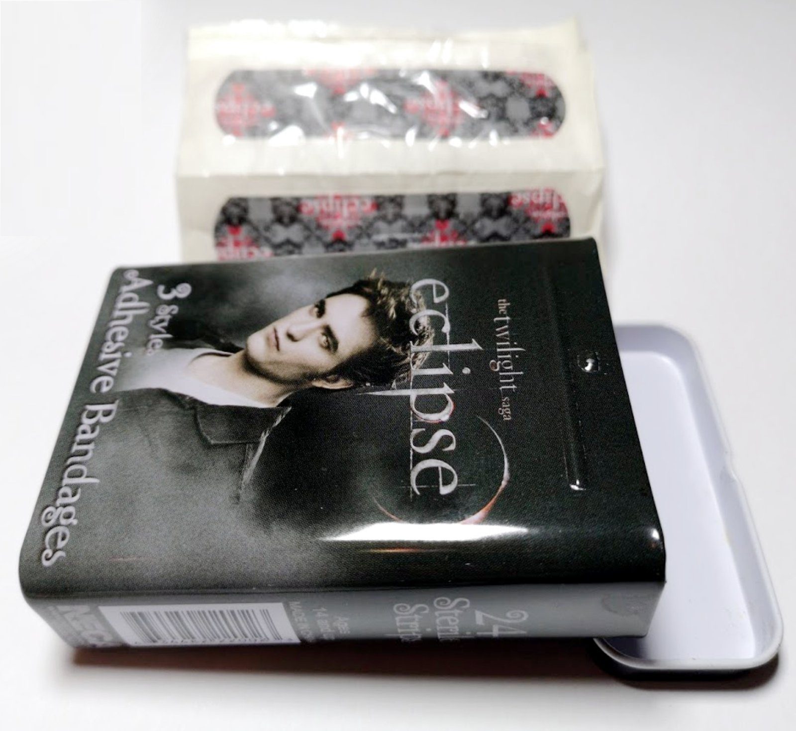 NECA Spardose Twilight EDWARD CULLEN Foto 24 Aufkleber (3x8) Dose Box günstig online kaufen