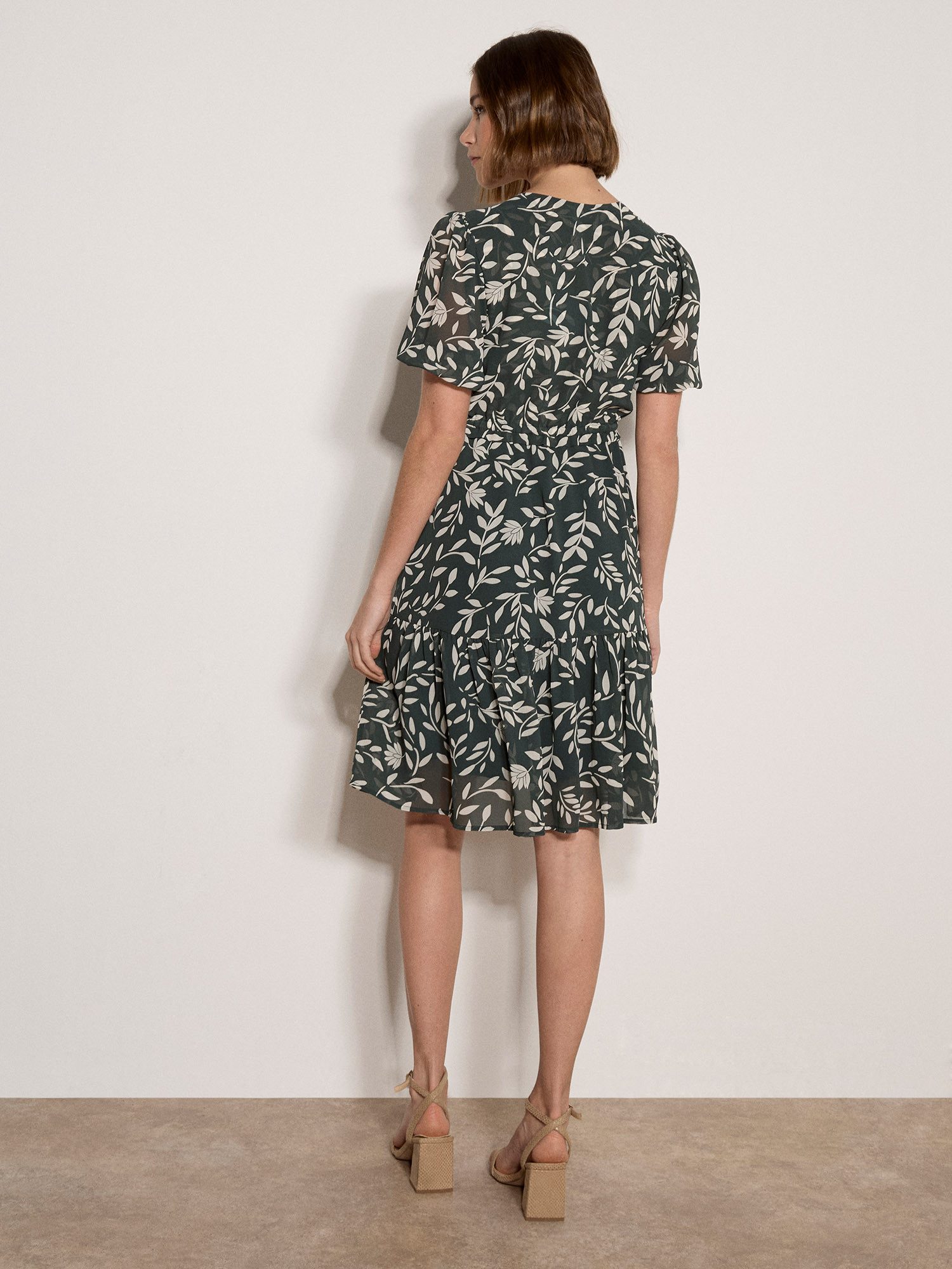 Apricot Minikleid Silhouette Leaf Mini-Kleid mit Kordelzug – Bild 4 von 4