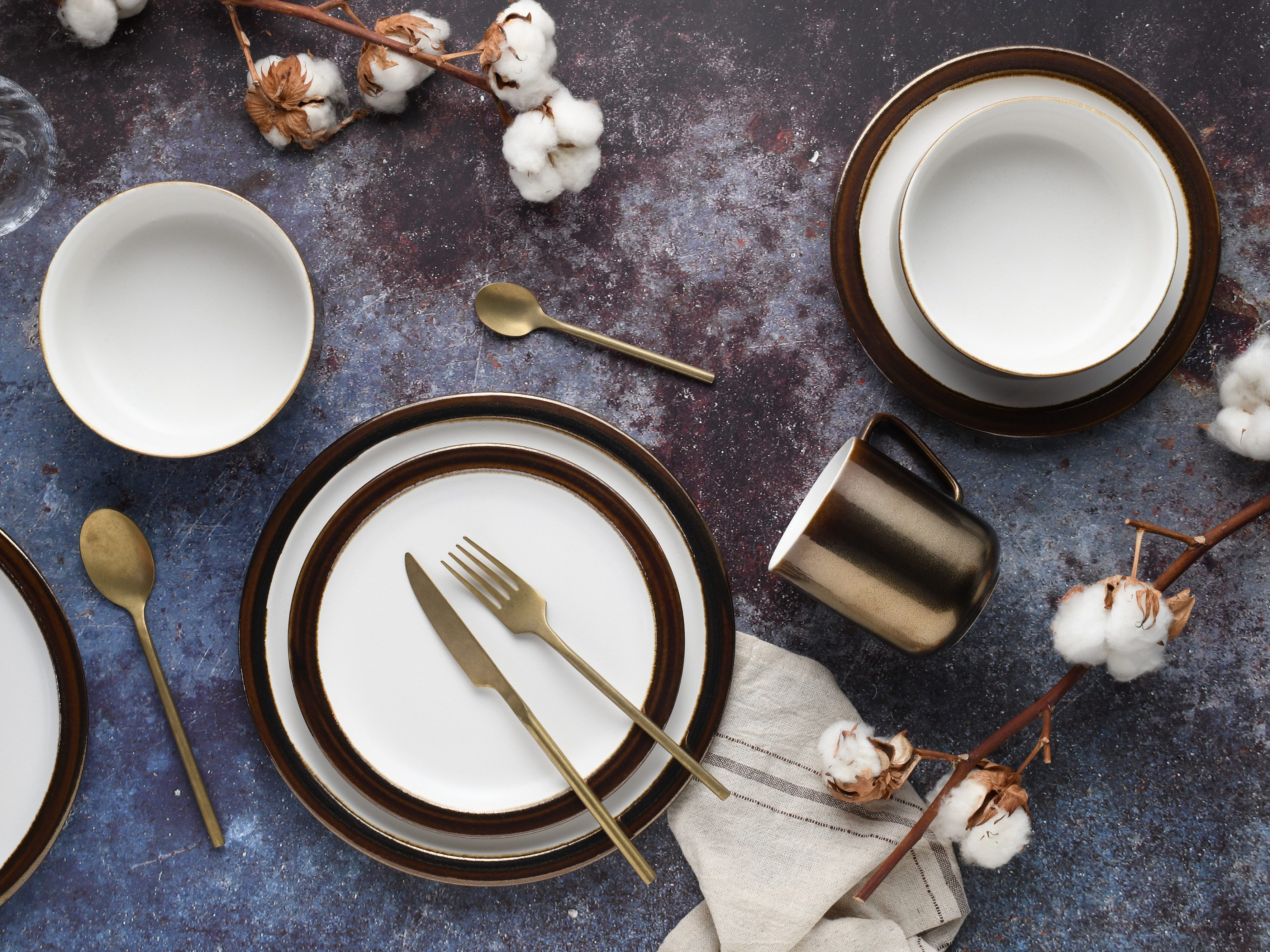 CreaTable Kombiservice Modern Industrial (16-tlg), 4 Personen, Steinzeug, Service, Spezialglasur, glänzende Sprenkel, 16 Teile, für 4 Personen