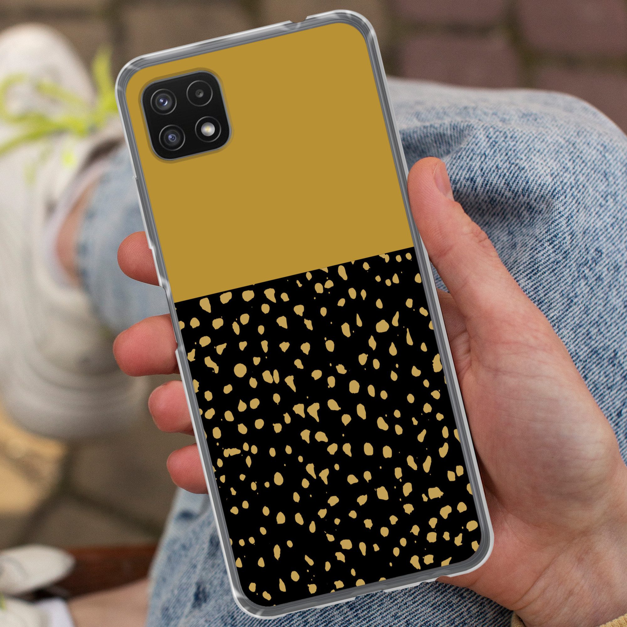 MuchoWow Handyhülle für Samsung Galaxy A22 5G Polka dots - Ockergelb - Schwarz, Smartphone-Bumper, Print, Handy Schutzhülle Dünn
