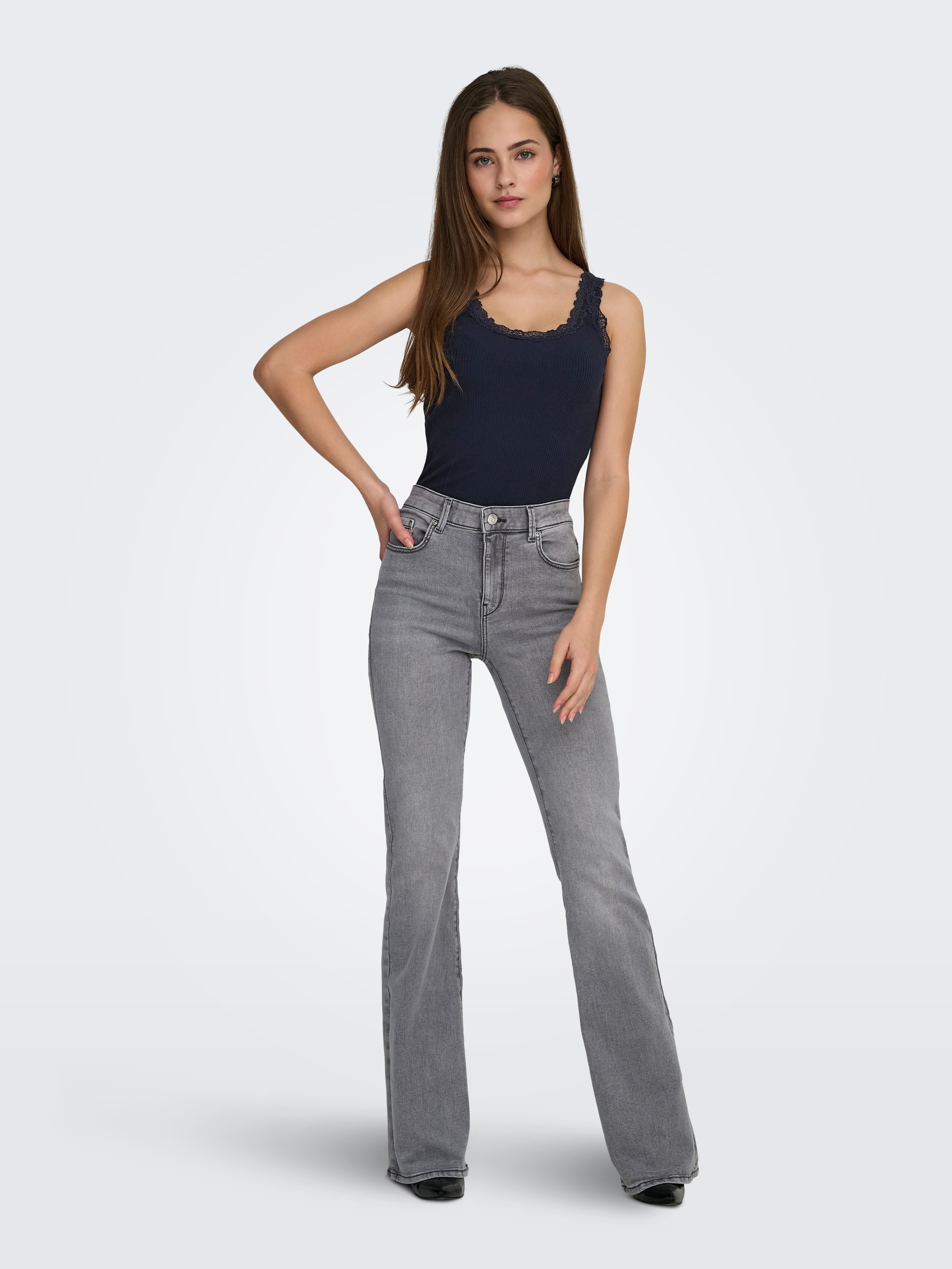 ONLY Tanktop ONLSARA – Tanktop mit Spitzendetail am Ausschnitt Baumwollmischung, regular fit