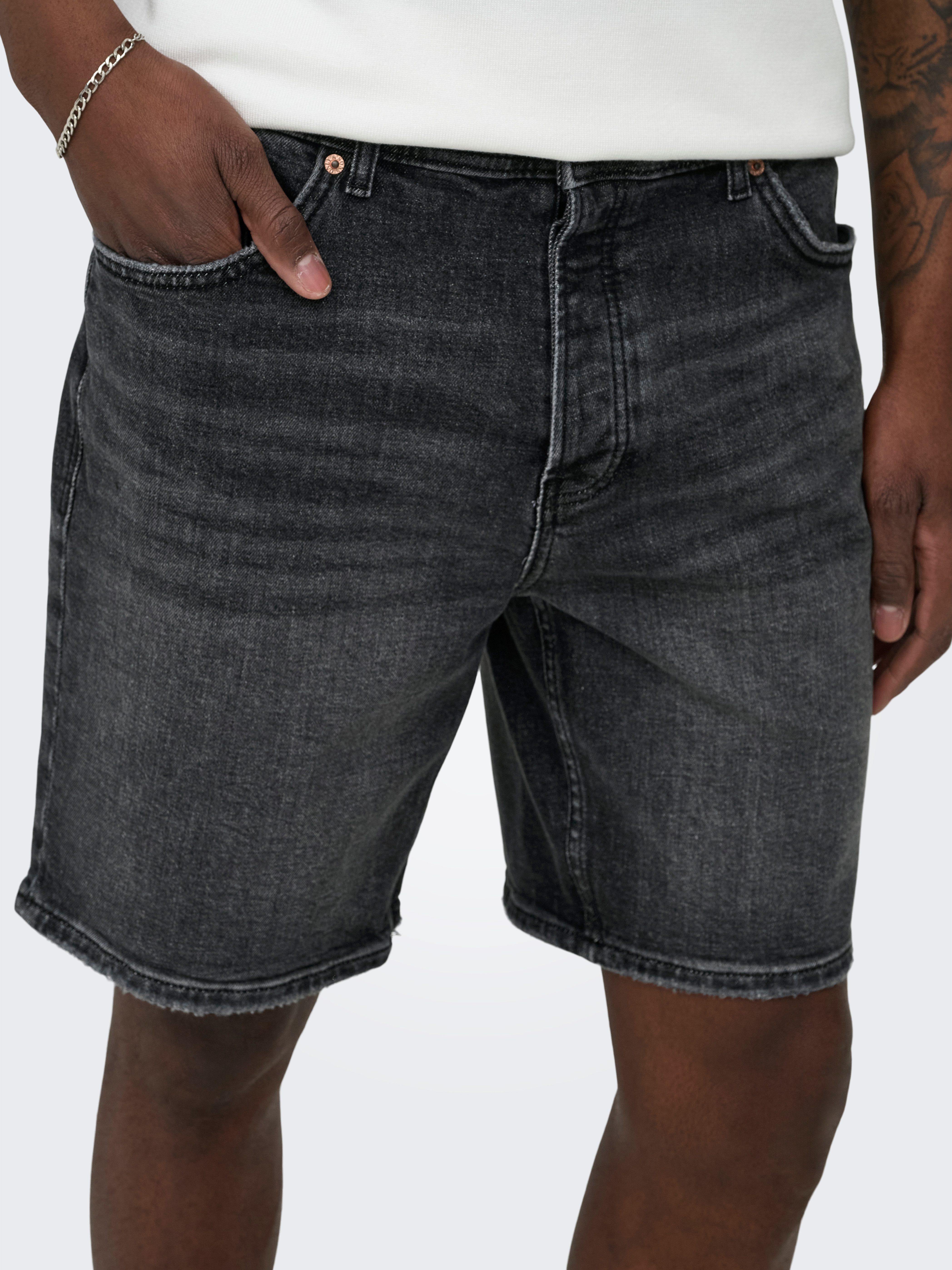 ONLY & SONS Jeansshorts ONSEDGE PERF WB 6968 DOT DNM SHORTS NOOS Baumwollmischung, straight fit