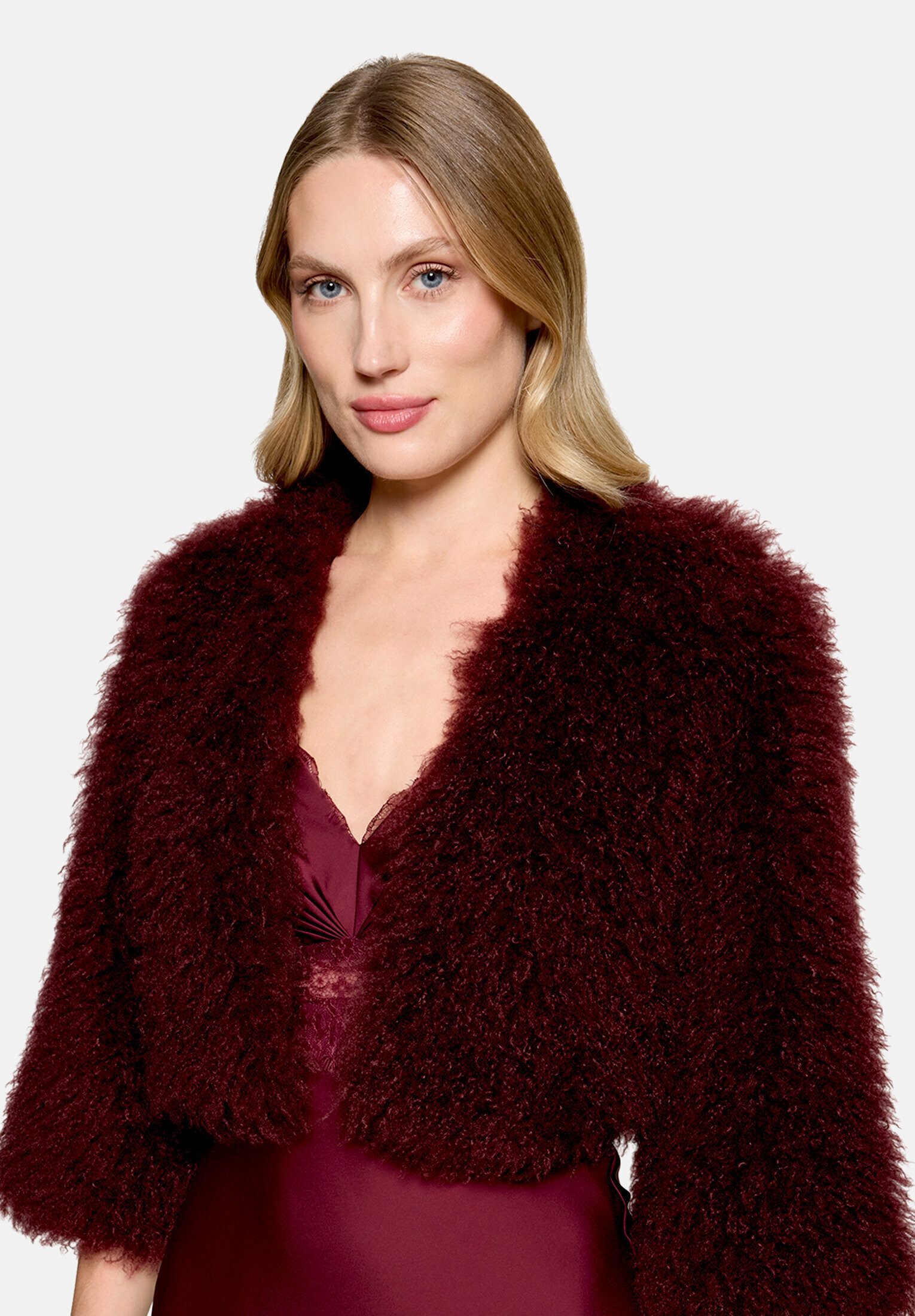 Vera Mont Fellimitatjacke Damen mit Rundhalsausschnitt